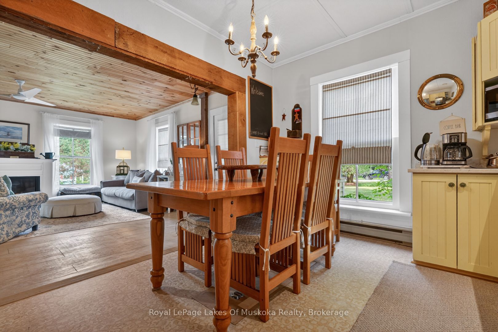 4 Spruce Street E Property Photo 11