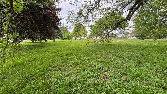 3877 Lasalle Line Property Photo 4