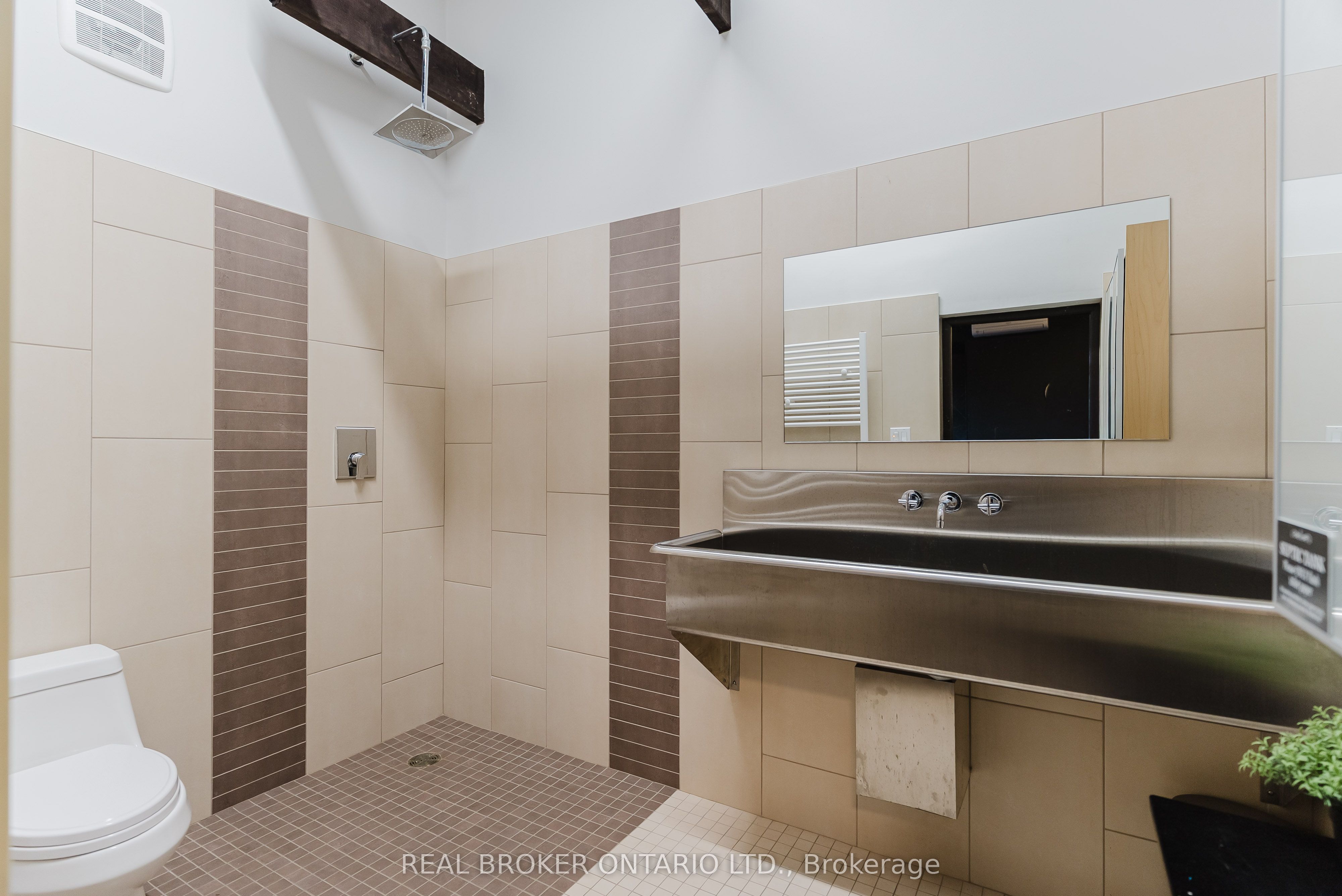 5879 Leitrim Road Property Photo 43
