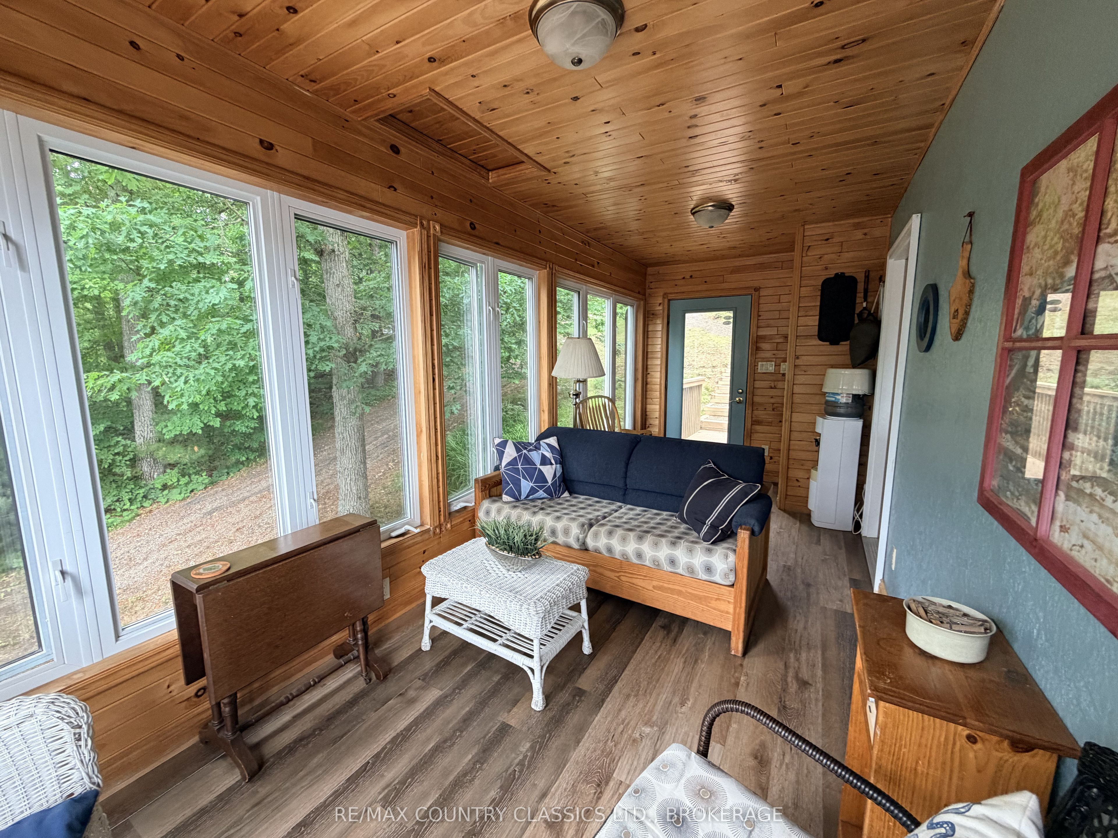 242b North Shore Road Property Photo 2