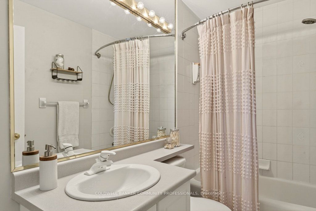 100 Beddoe Drive 21 Property Photo 35