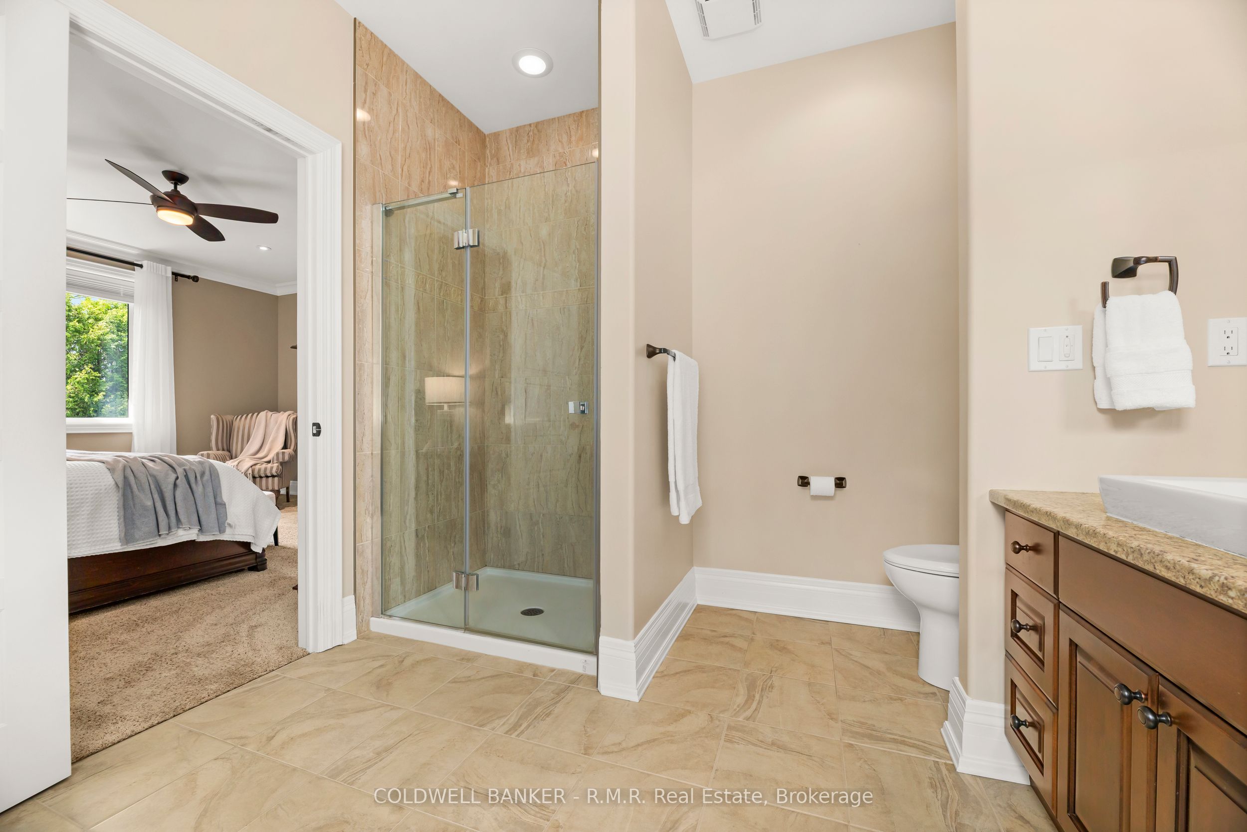 17 Castle Ridge Property Photo 25