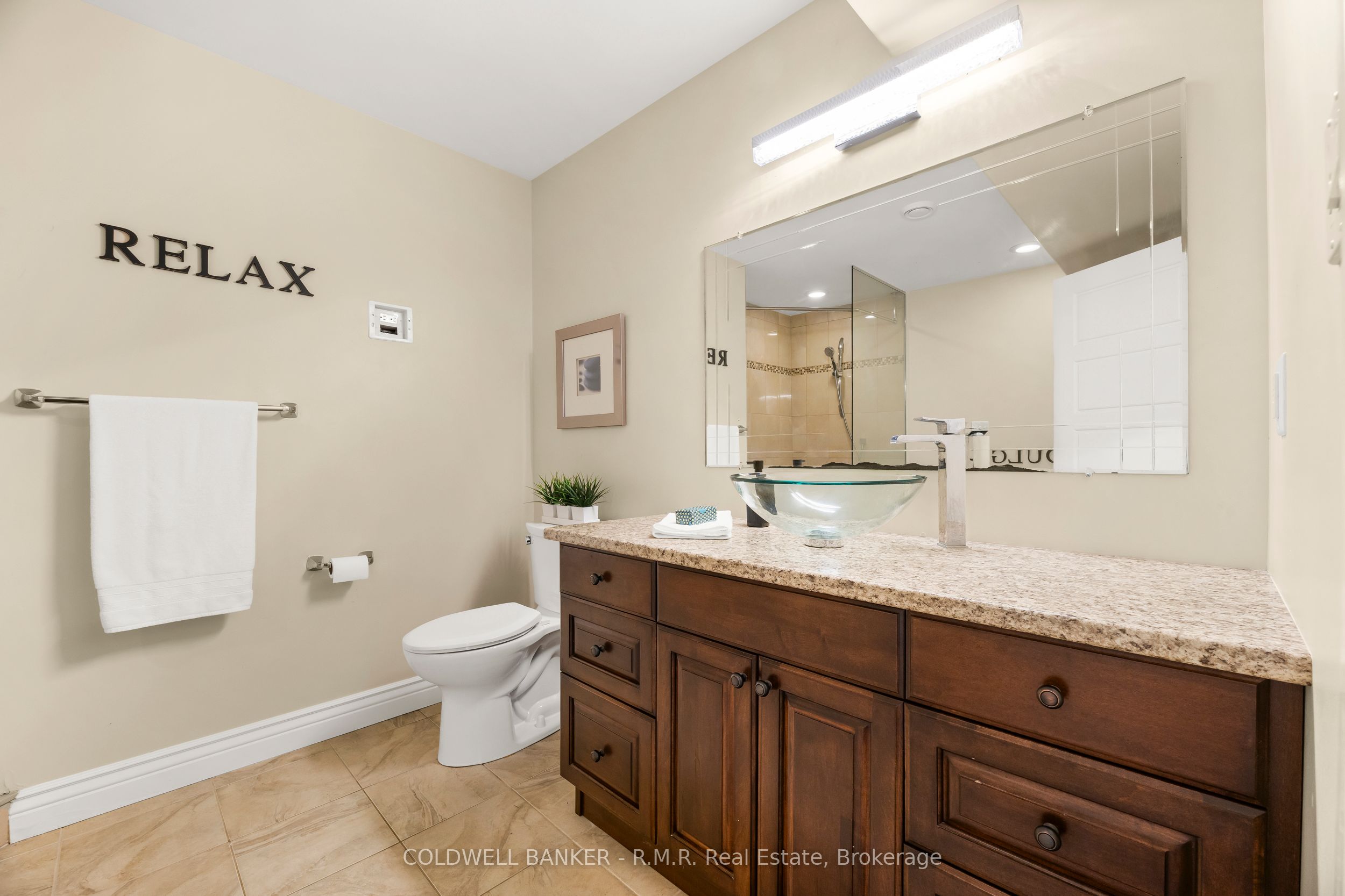 17 Castle Ridge Property Photo 35