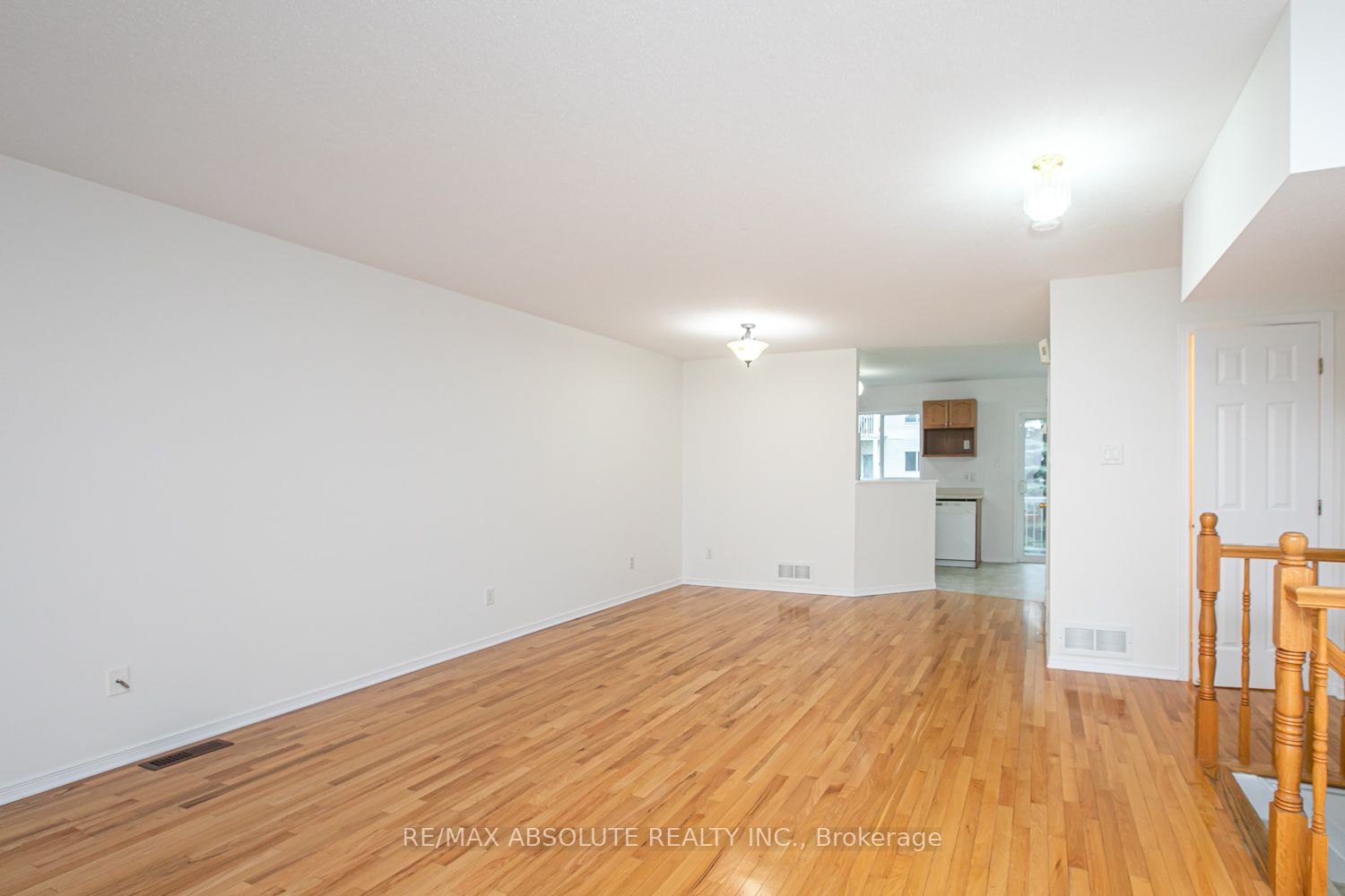 250 Gershwin Private Property Photo 3