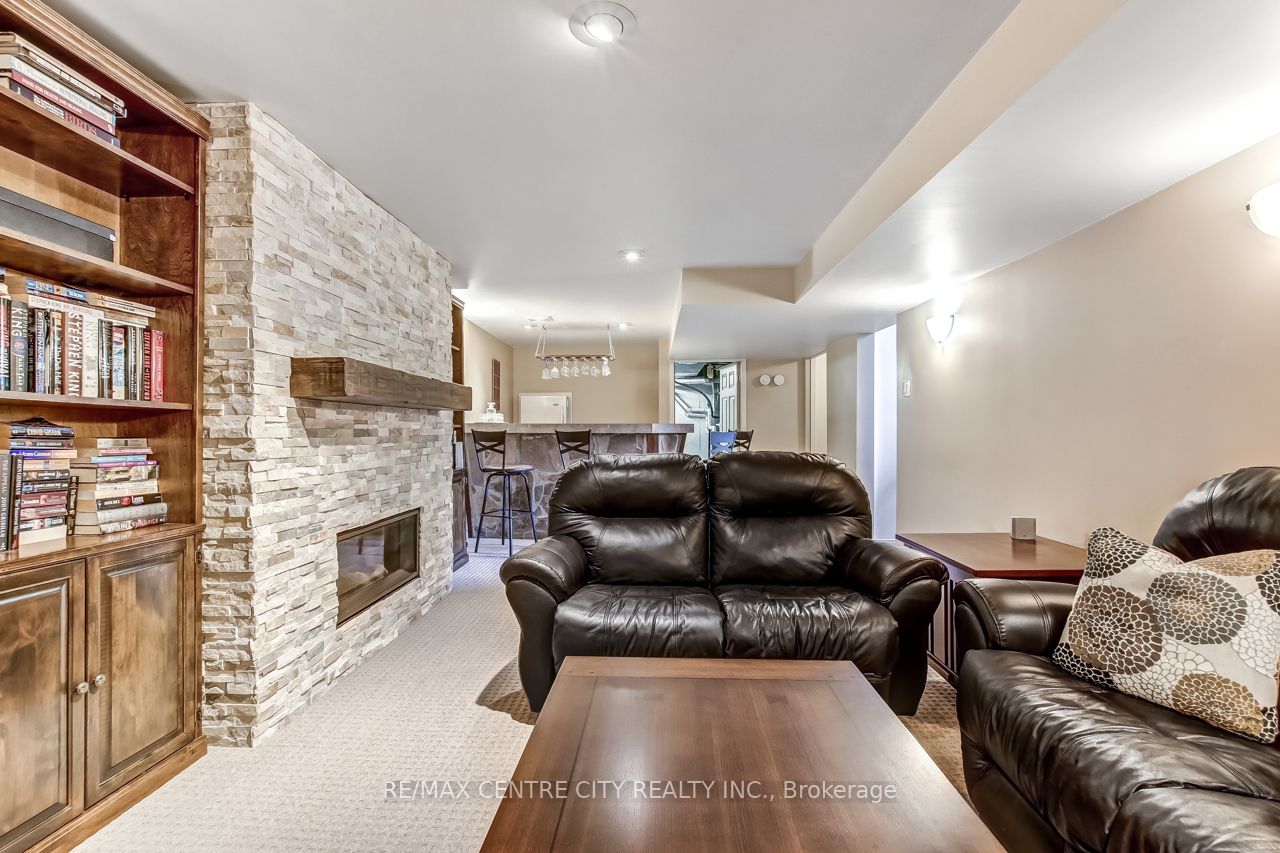 20 Hines Crescent Property Photo 19