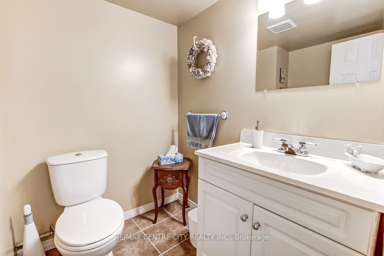 20 Hines Crescent Property Photo 21