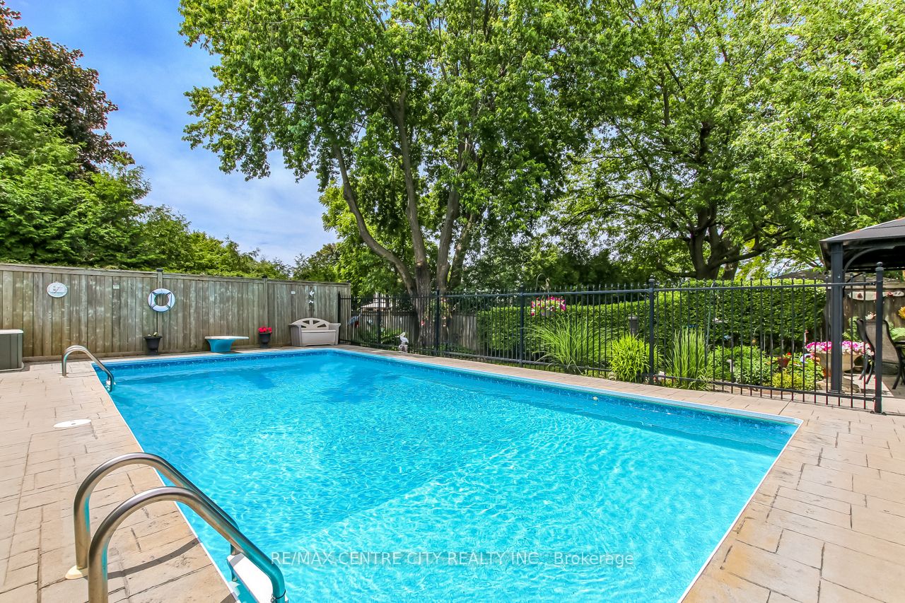 20 Hines Crescent Property Photo 26