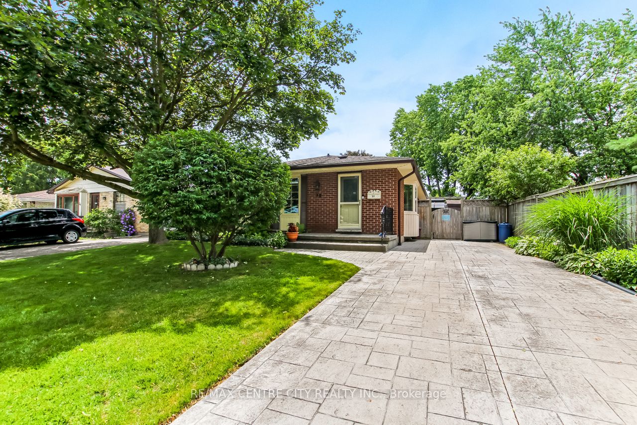 20 Hines Crescent Property Photo 33