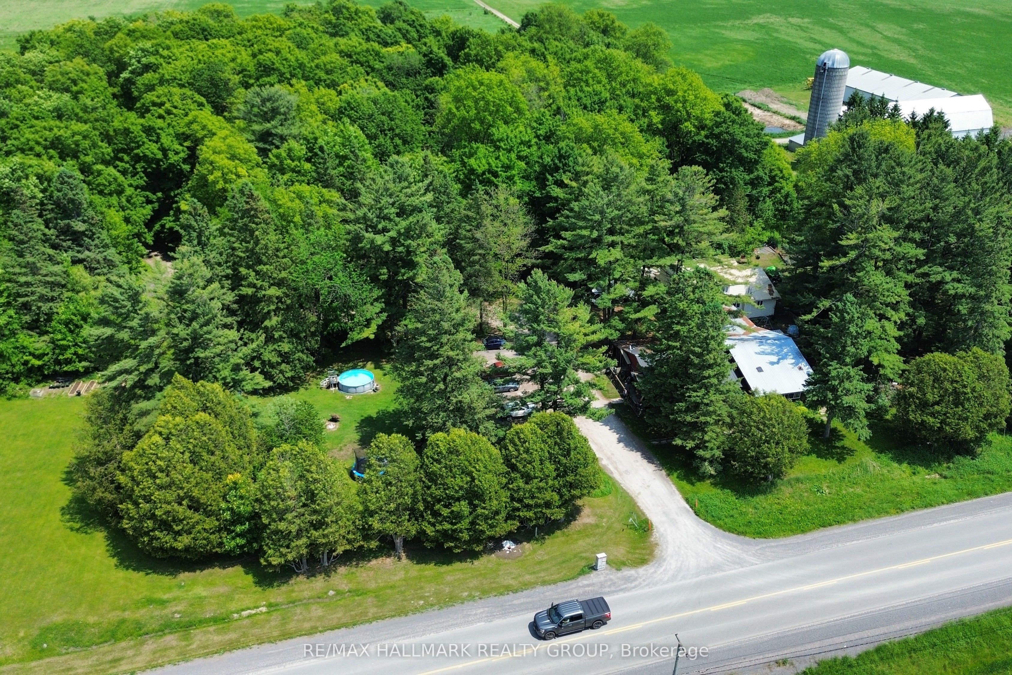 1675 Dunning Road Property Photo 12