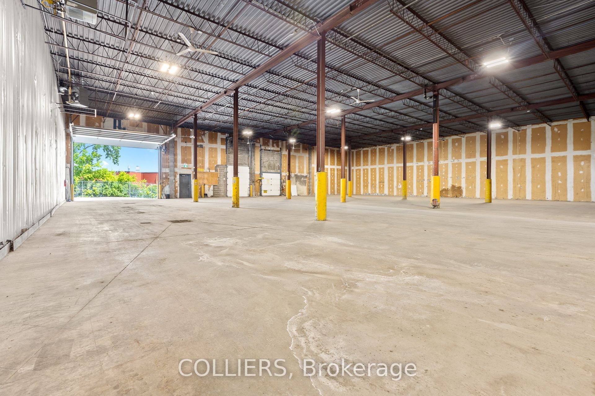 1705 Russell Road Property Photo 3