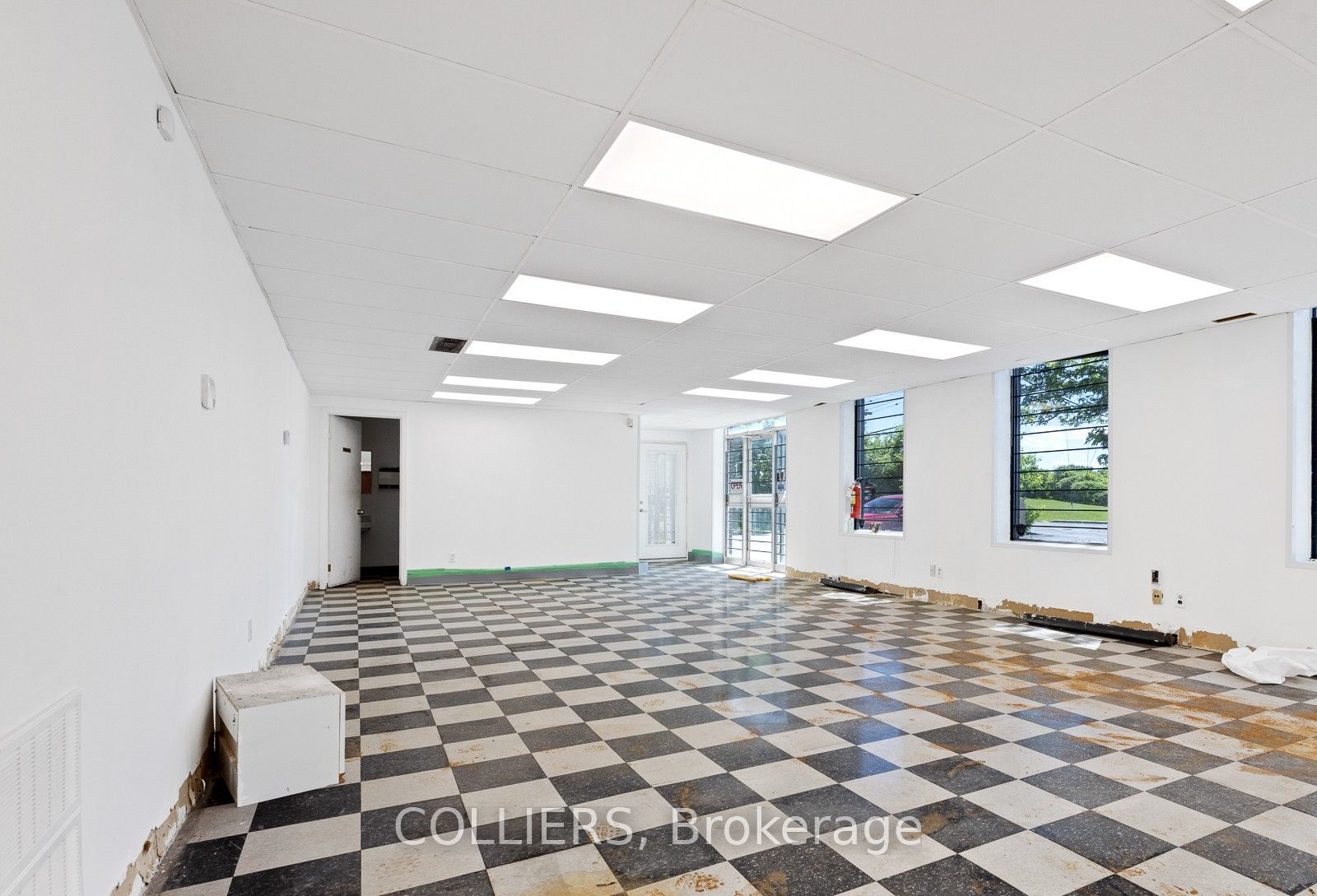 1705 Russell Road Property Photo 7