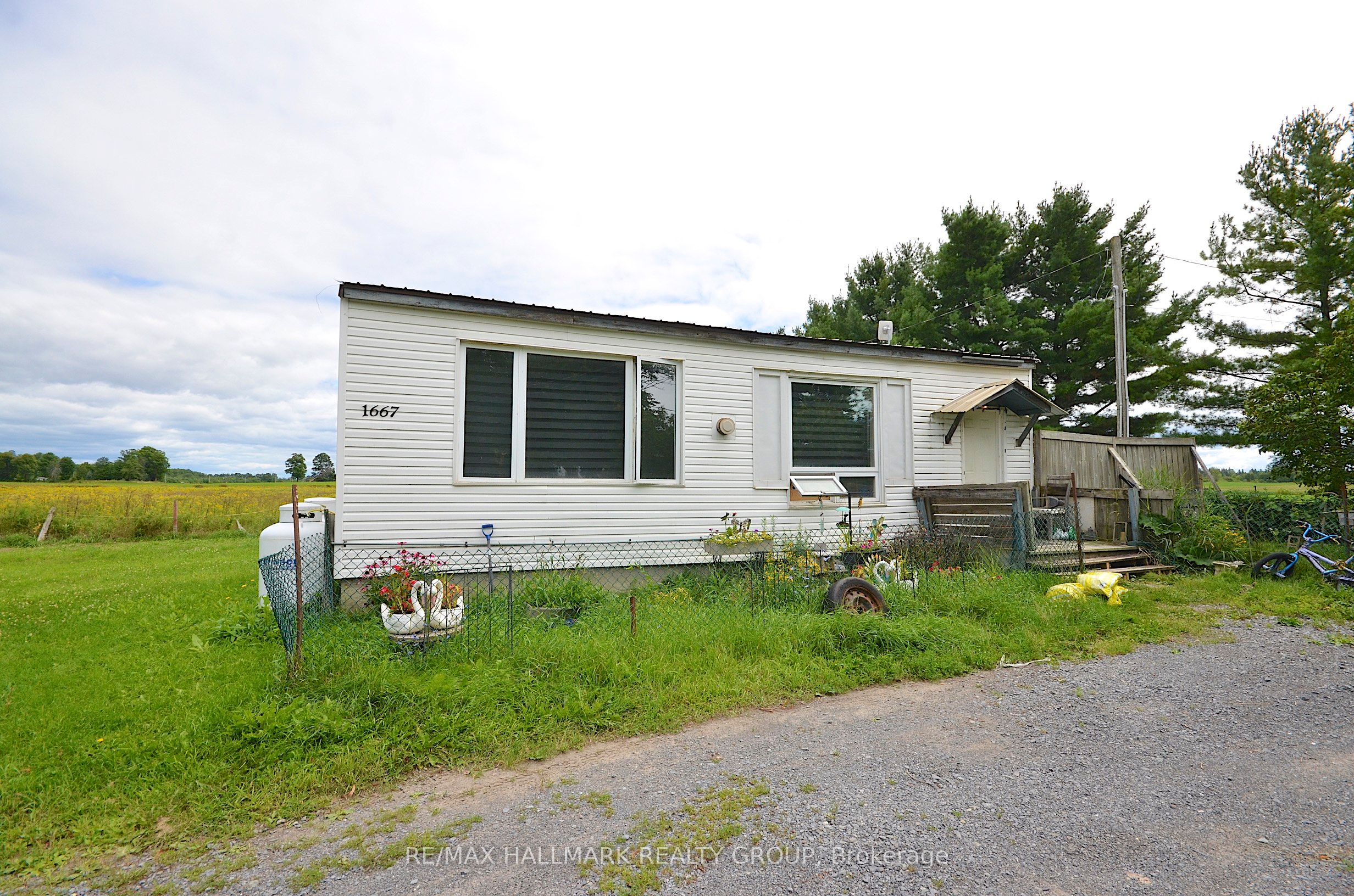 1675 Dunning Road Property Photo 39