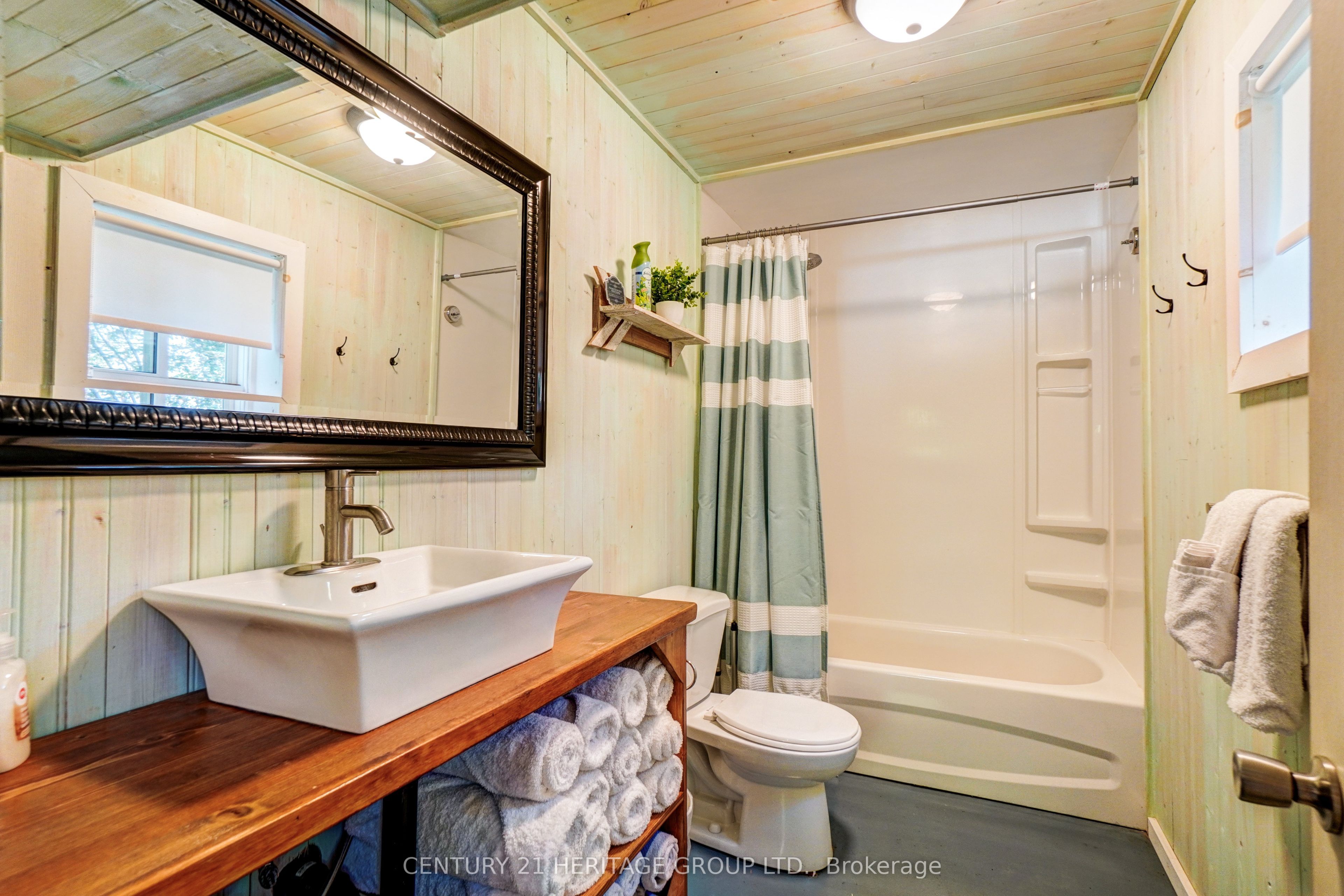 133 Oakdene Crescent Property Photo 15