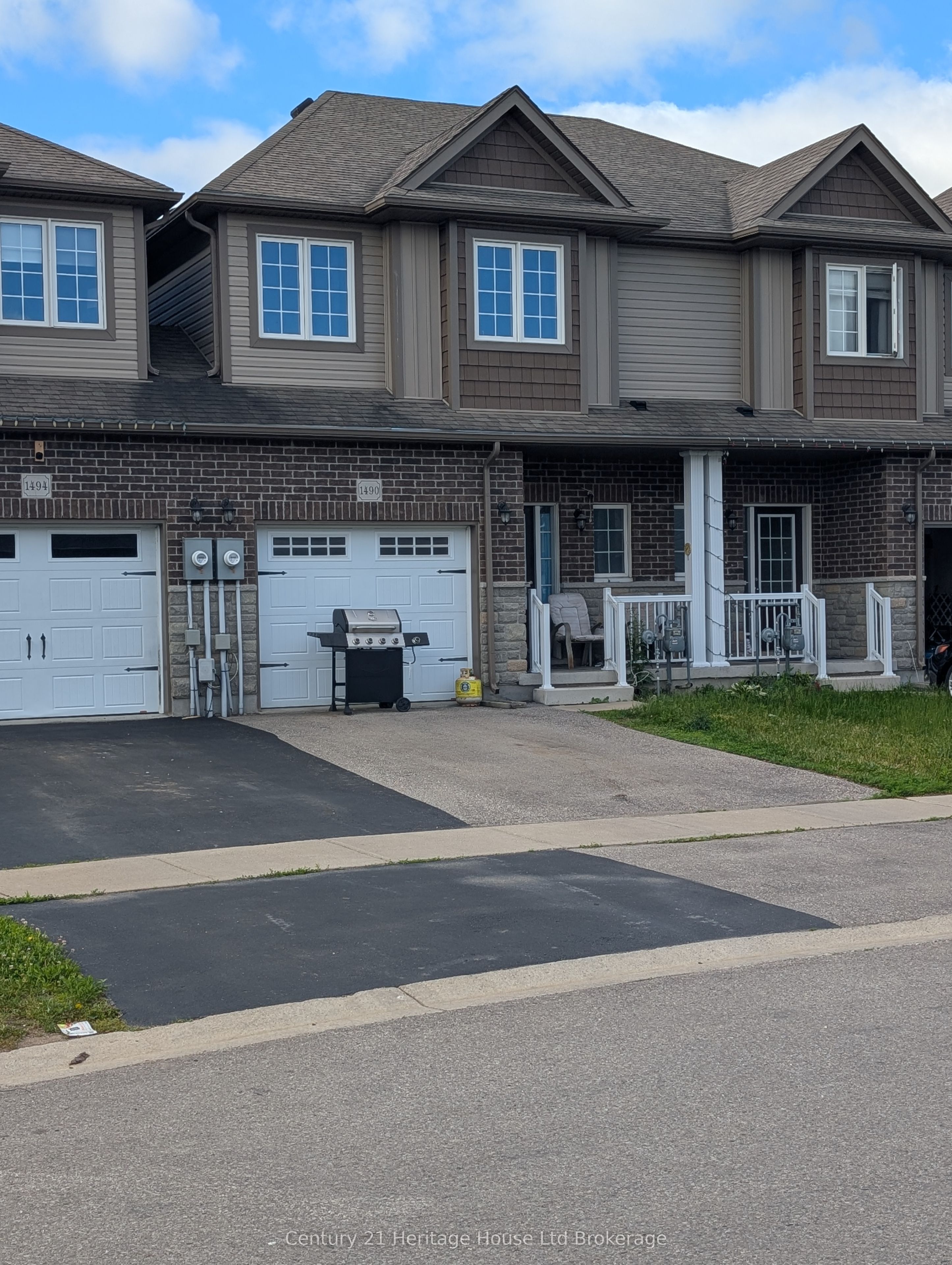 1490 Caen Avenue Property Photo 1
