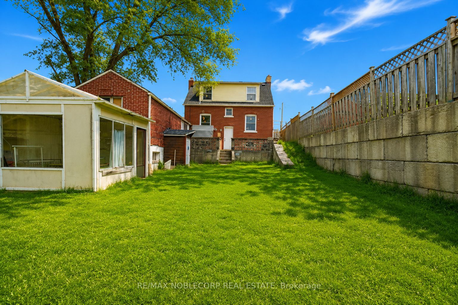 1790 King Street E Property Photo 40