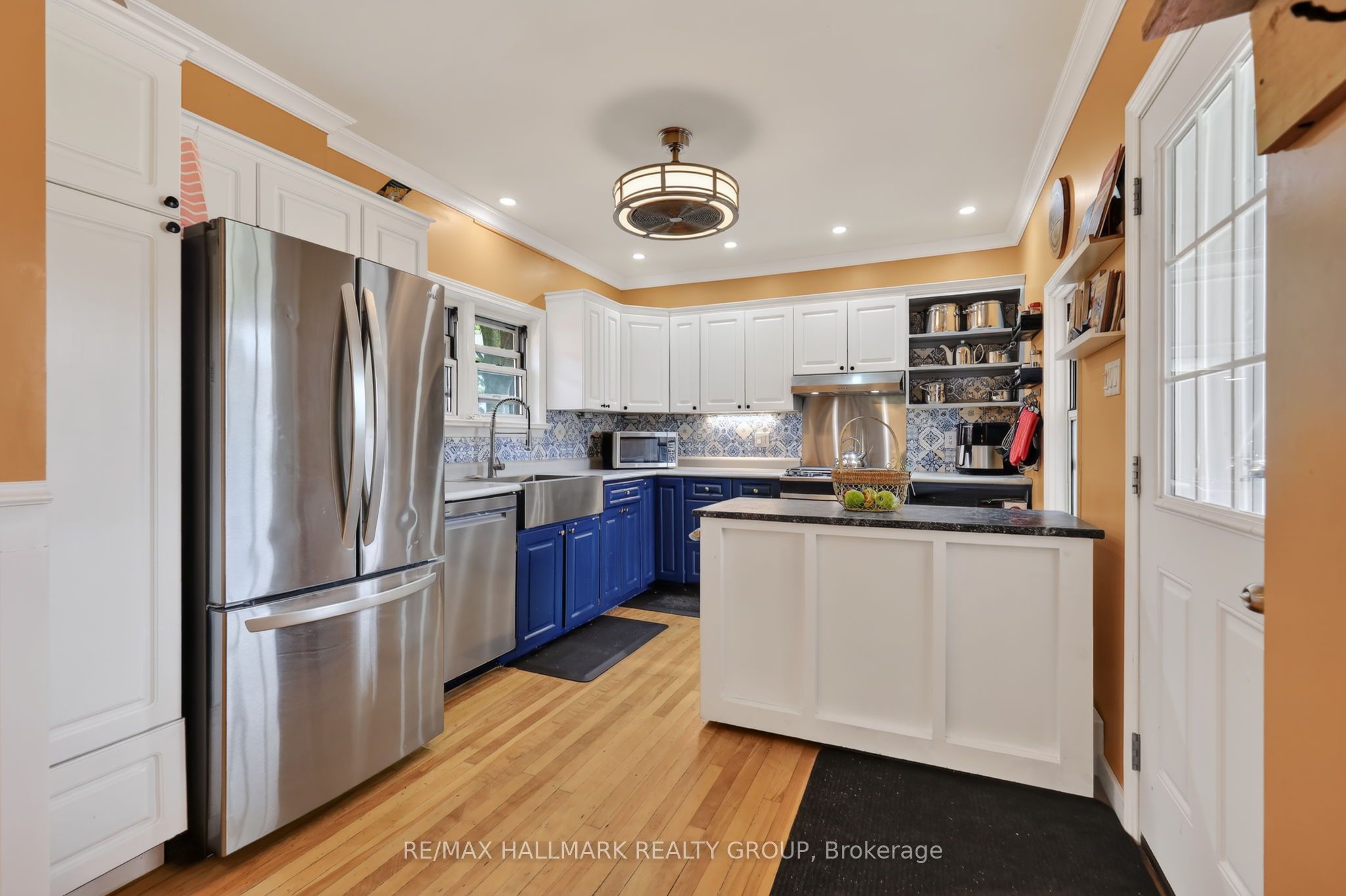 57 King Street Property Photo 16