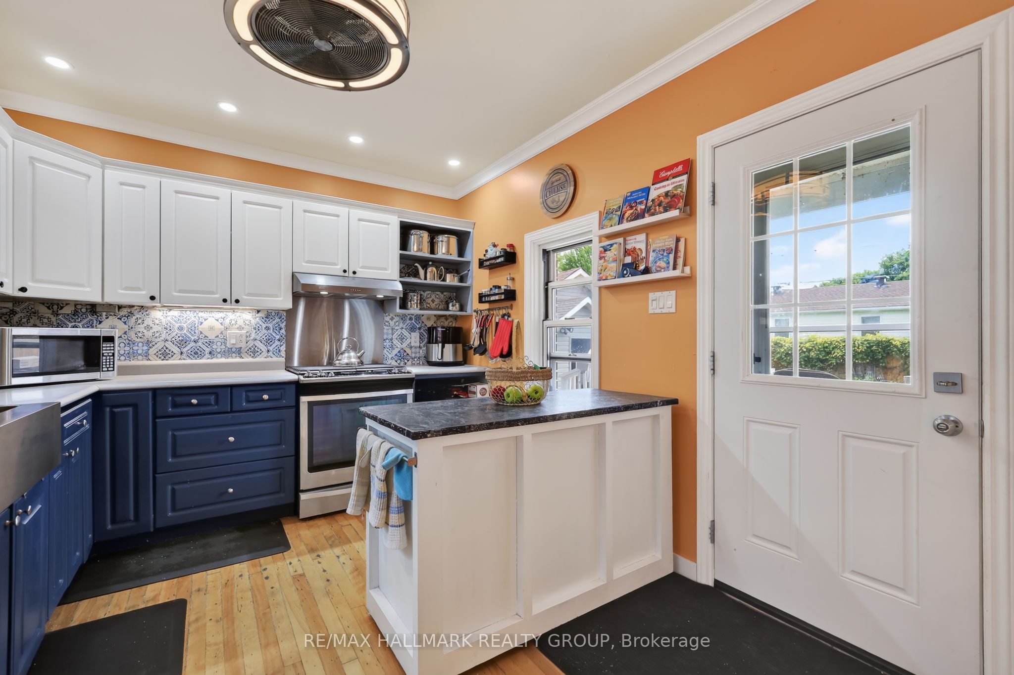 57 King Street Property Photo 19