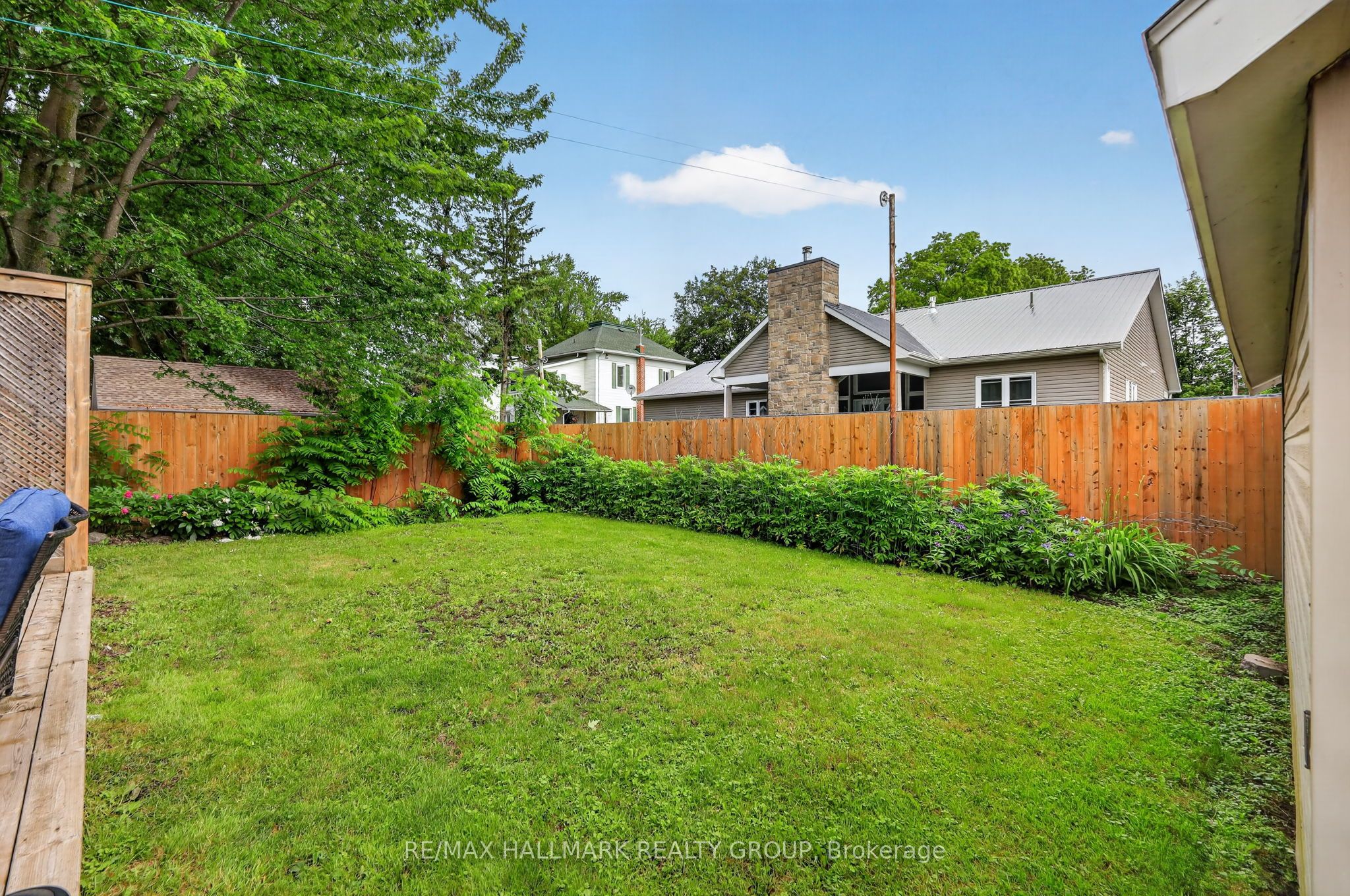 57 King Street Property Photo 39