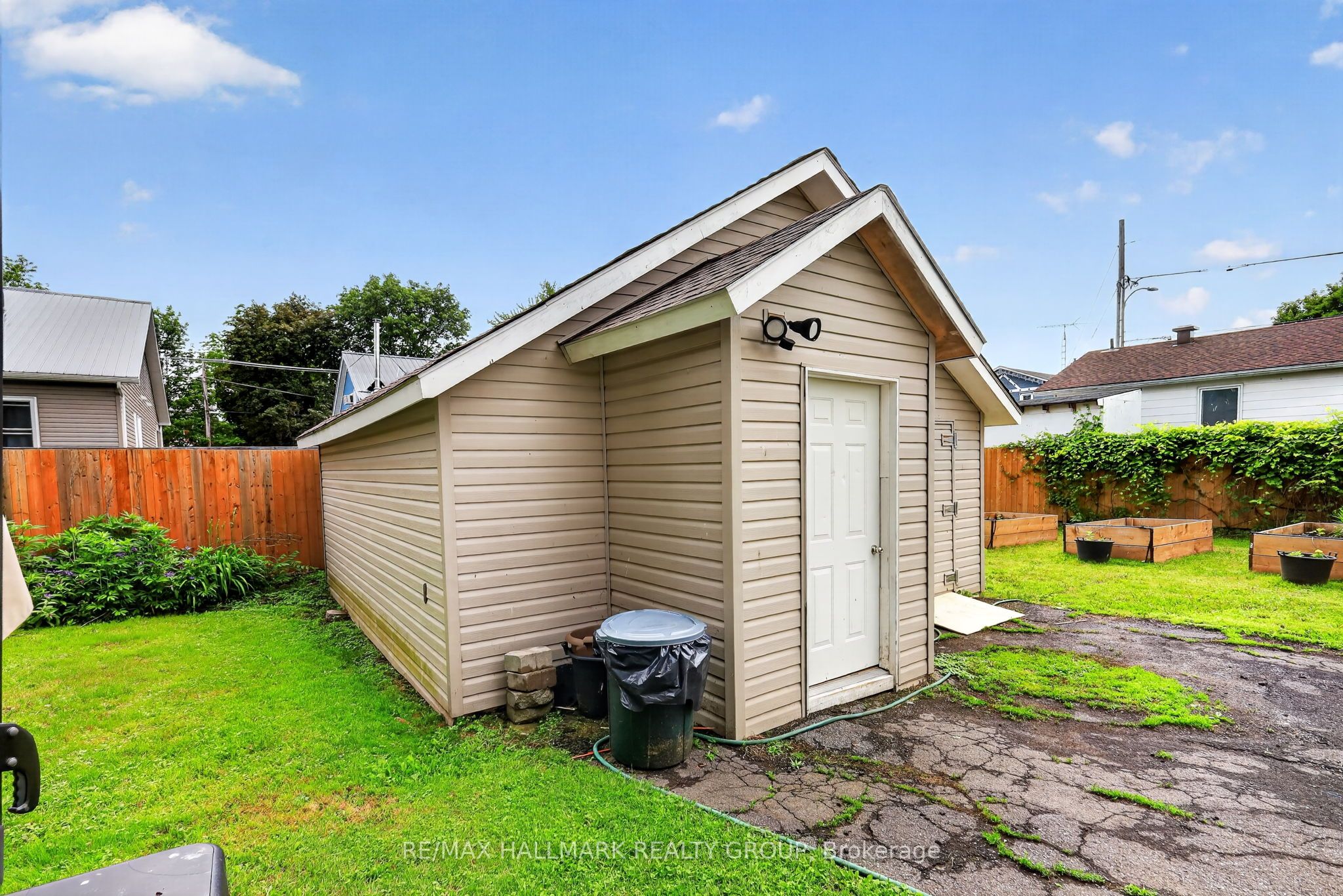 57 King Street Property Photo 41