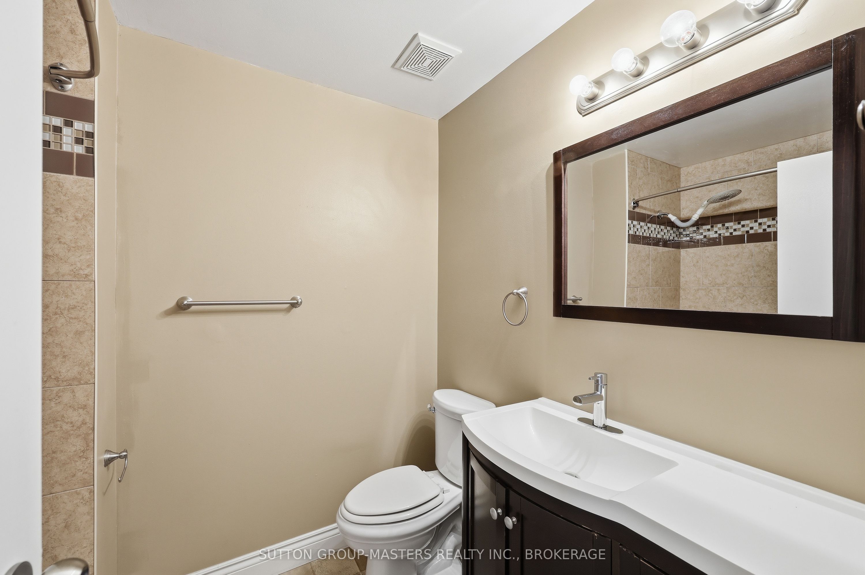 280 Owens Crescent Property Photo 17