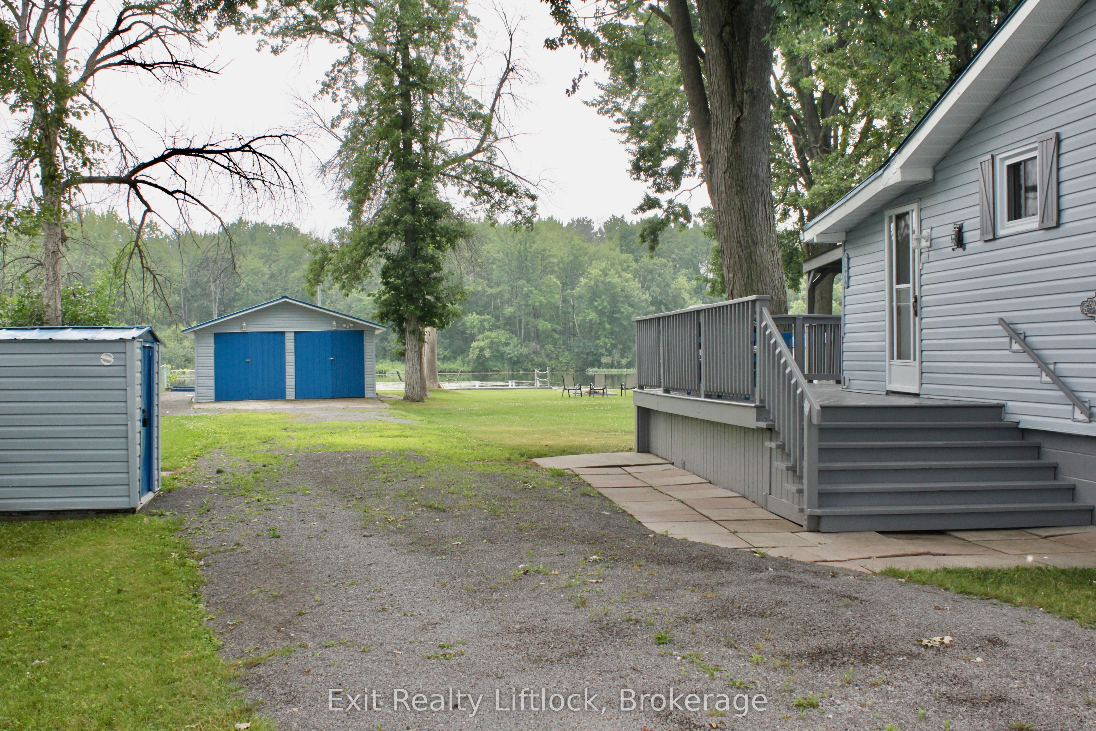 77 River Road W Property Photo 8
