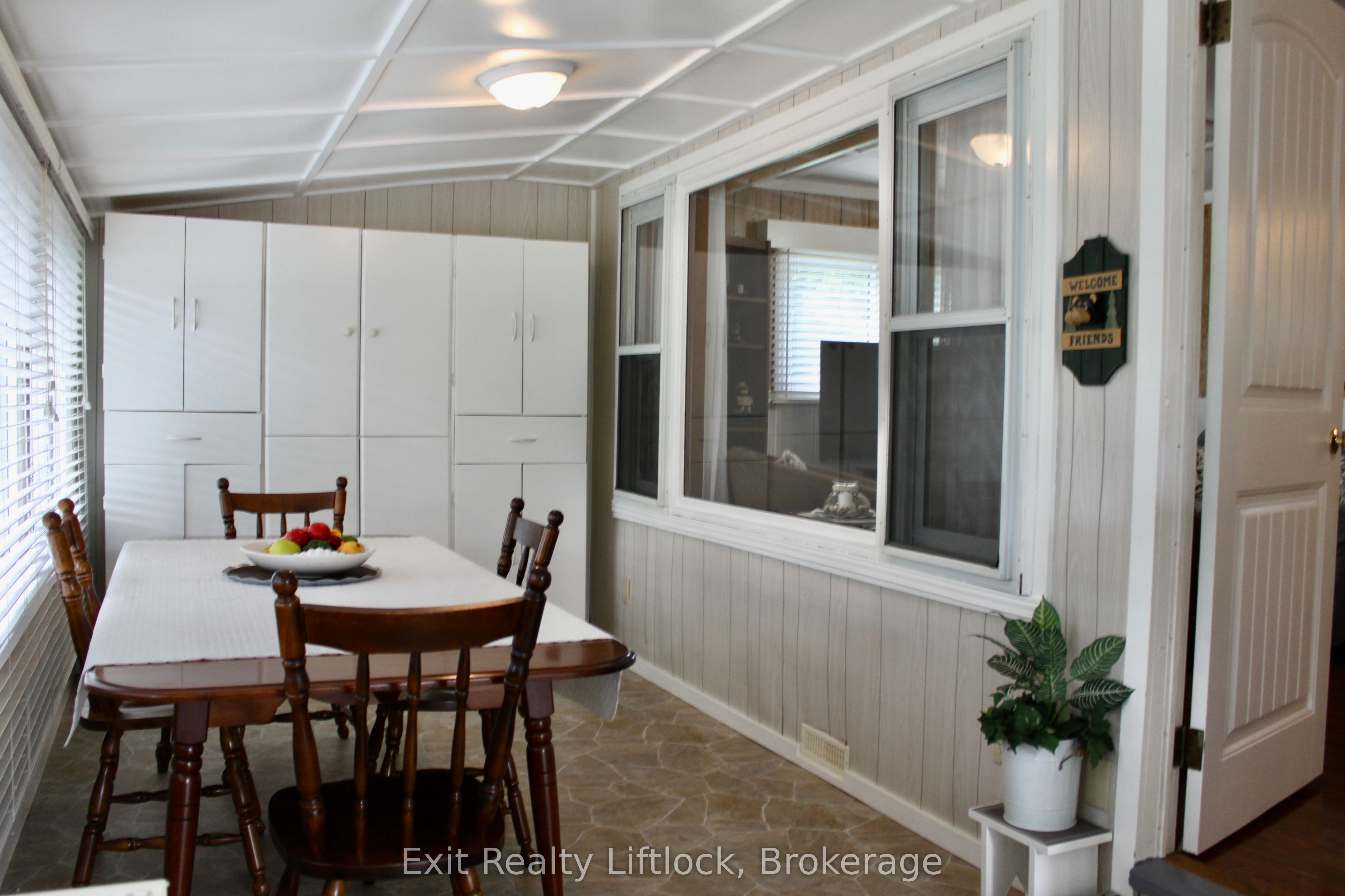 77 River Road W Property Photo 21