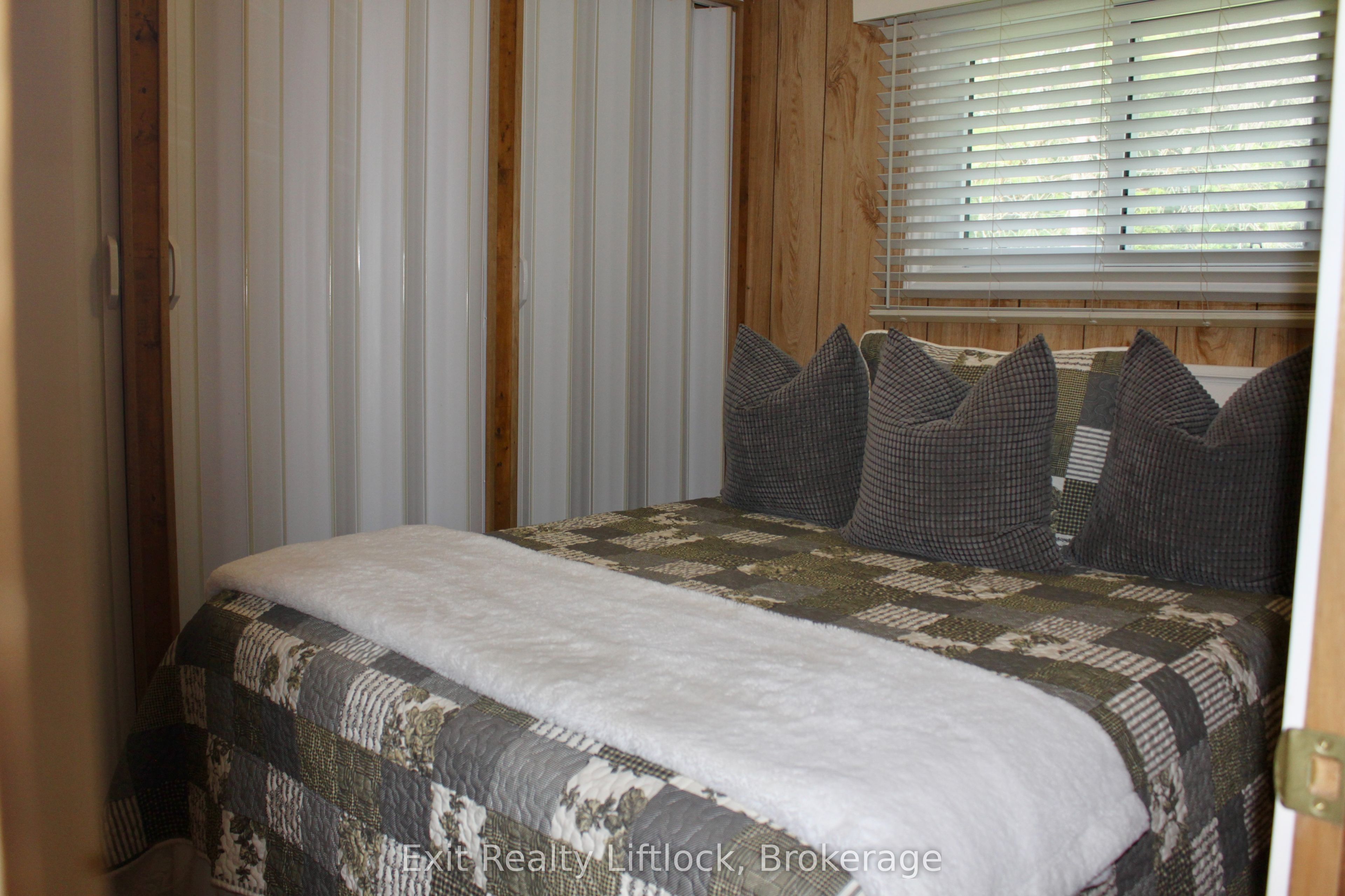 77 River Road W Property Photo 33