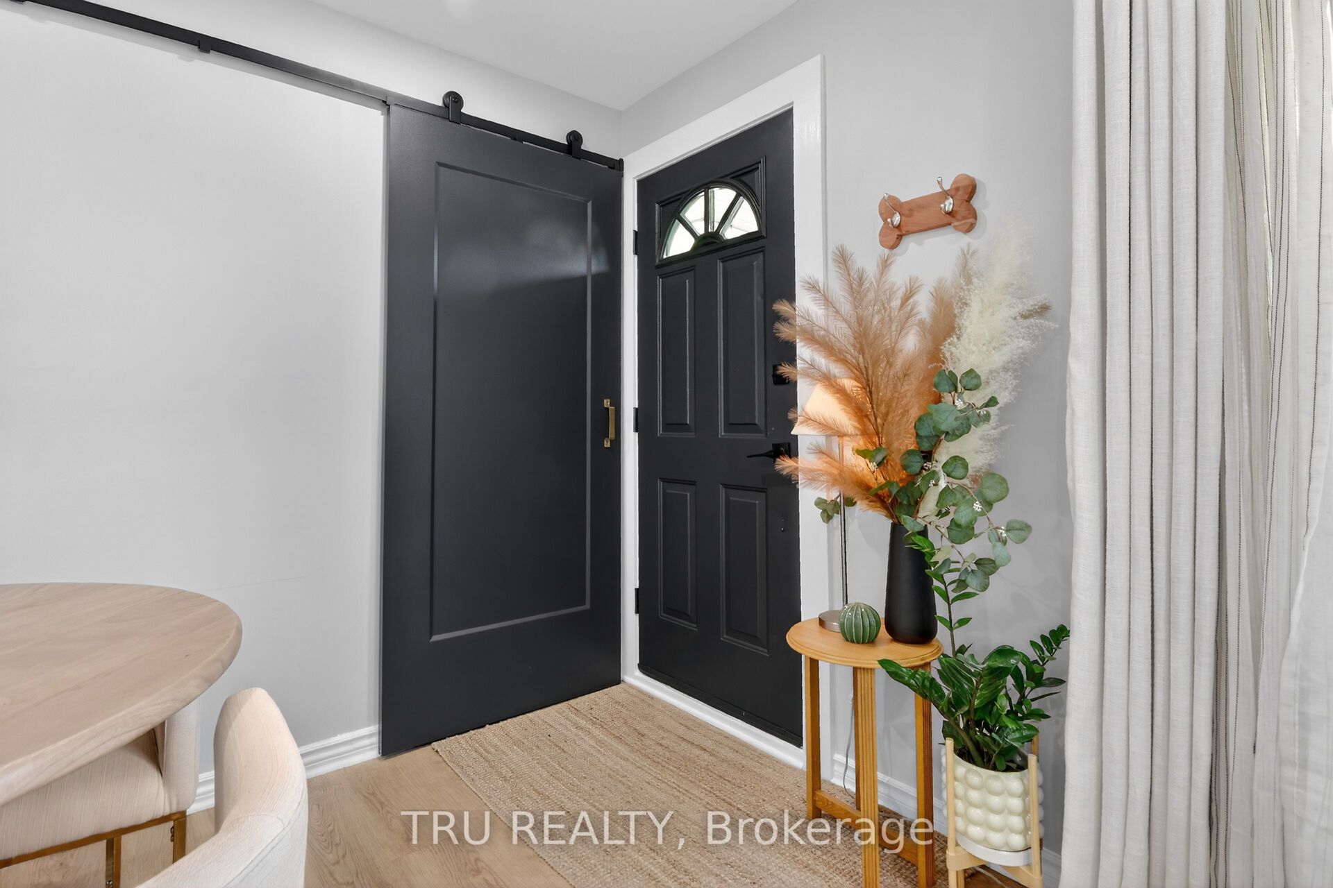19 Todd Drive Property Photo 2