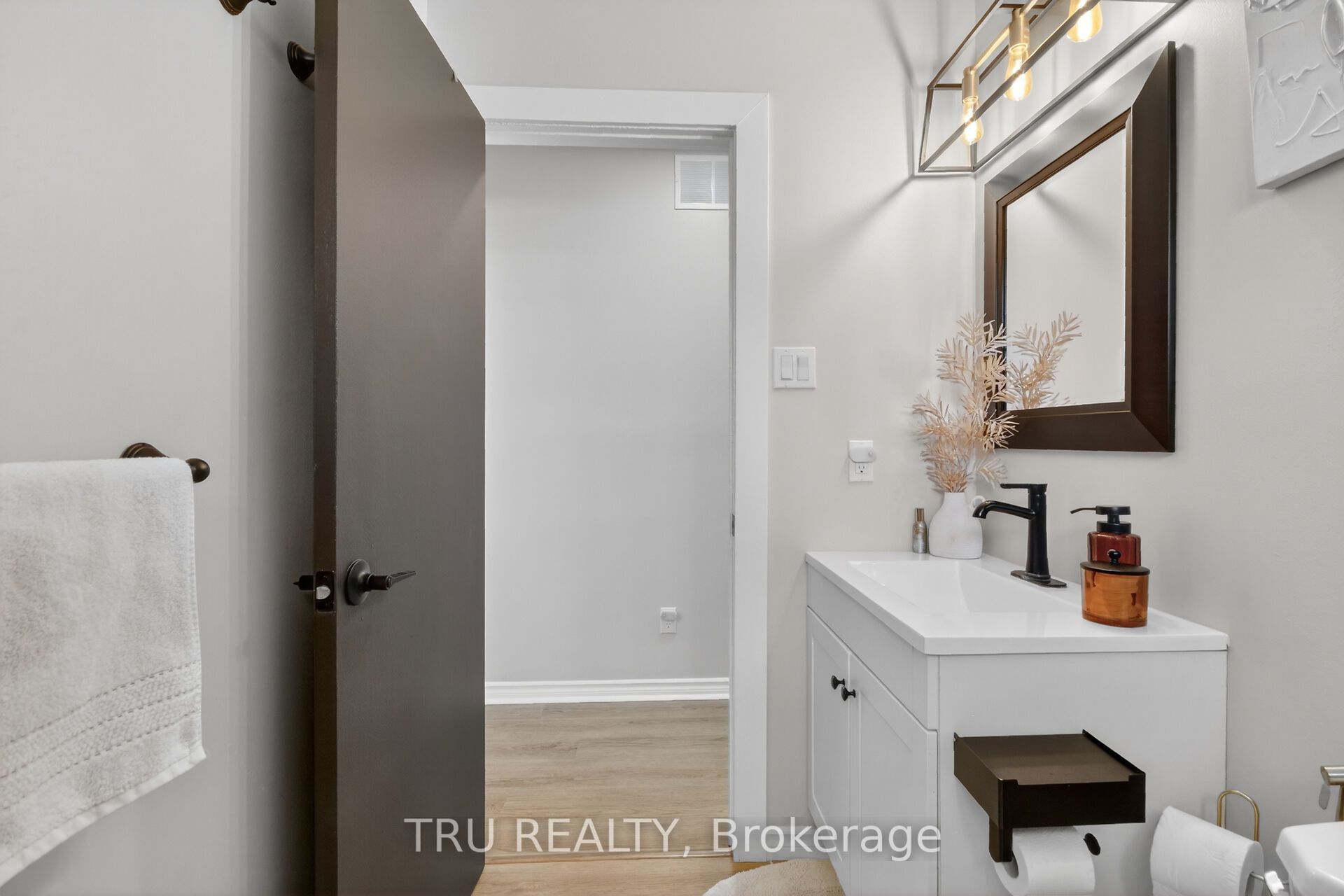 19 Todd Drive Property Photo 33
