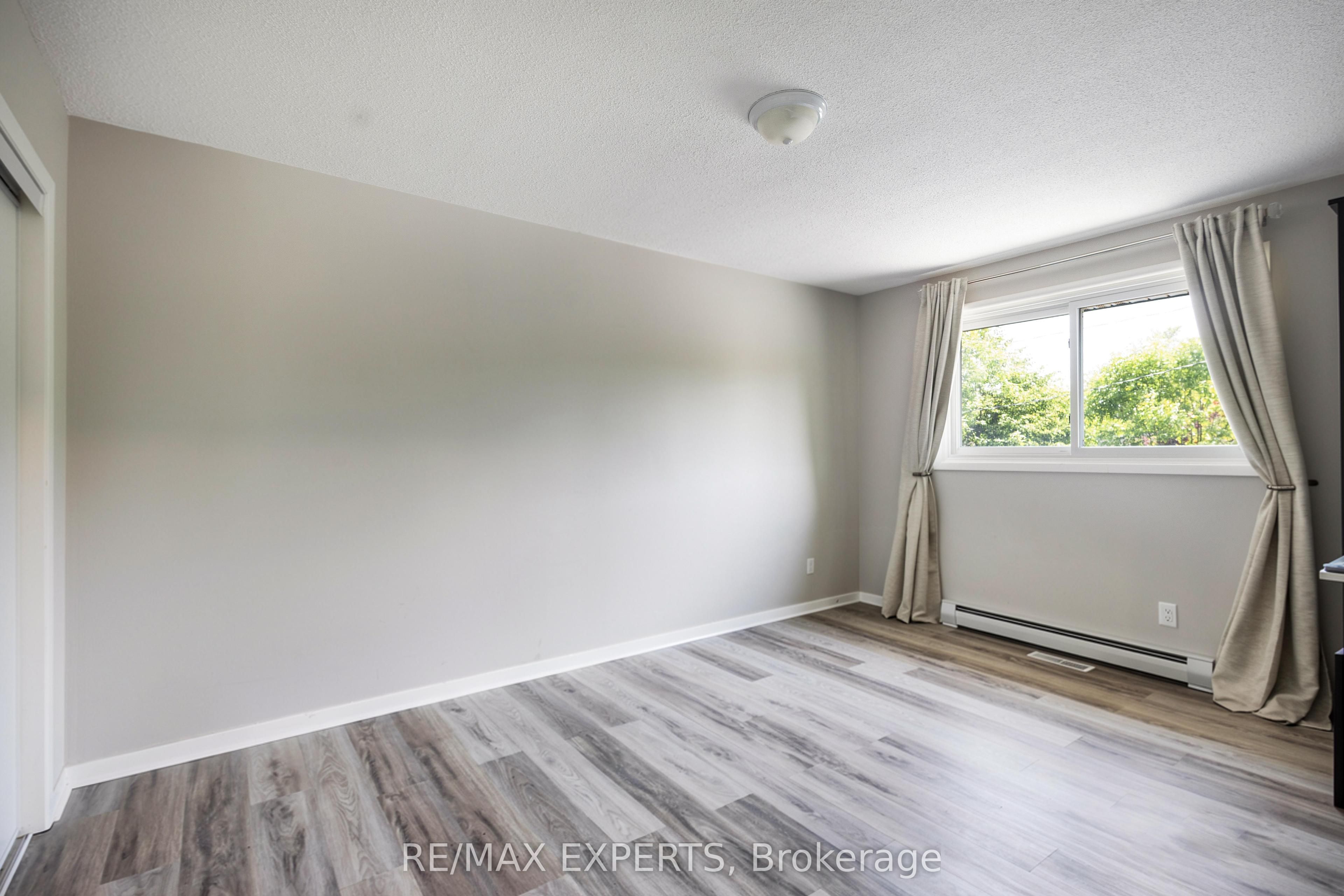 360 First Avenue Property Photo 17