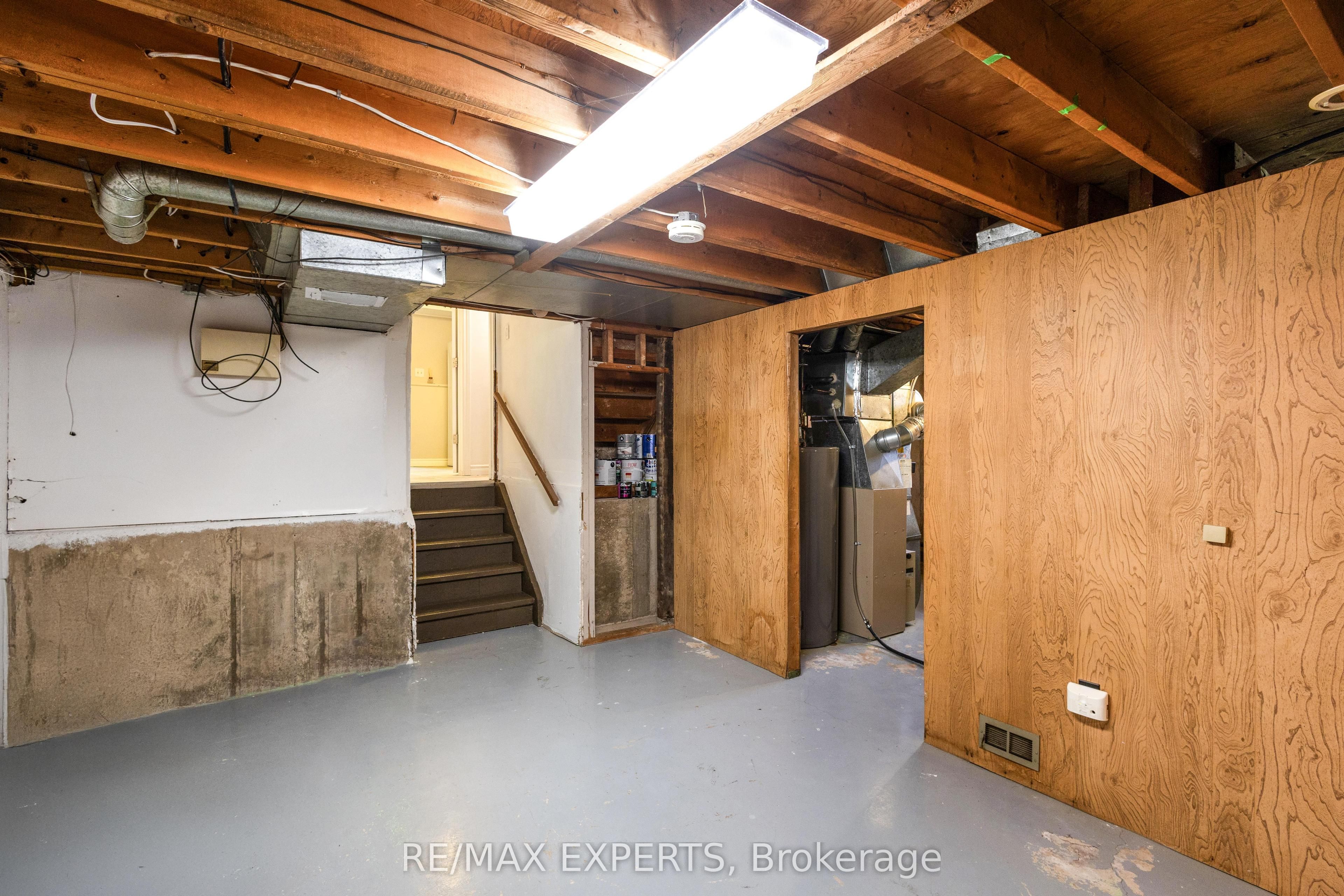 360 First Avenue Property Photo 21