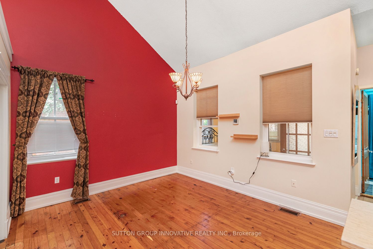 18 Pearl Street S Property Photo 14