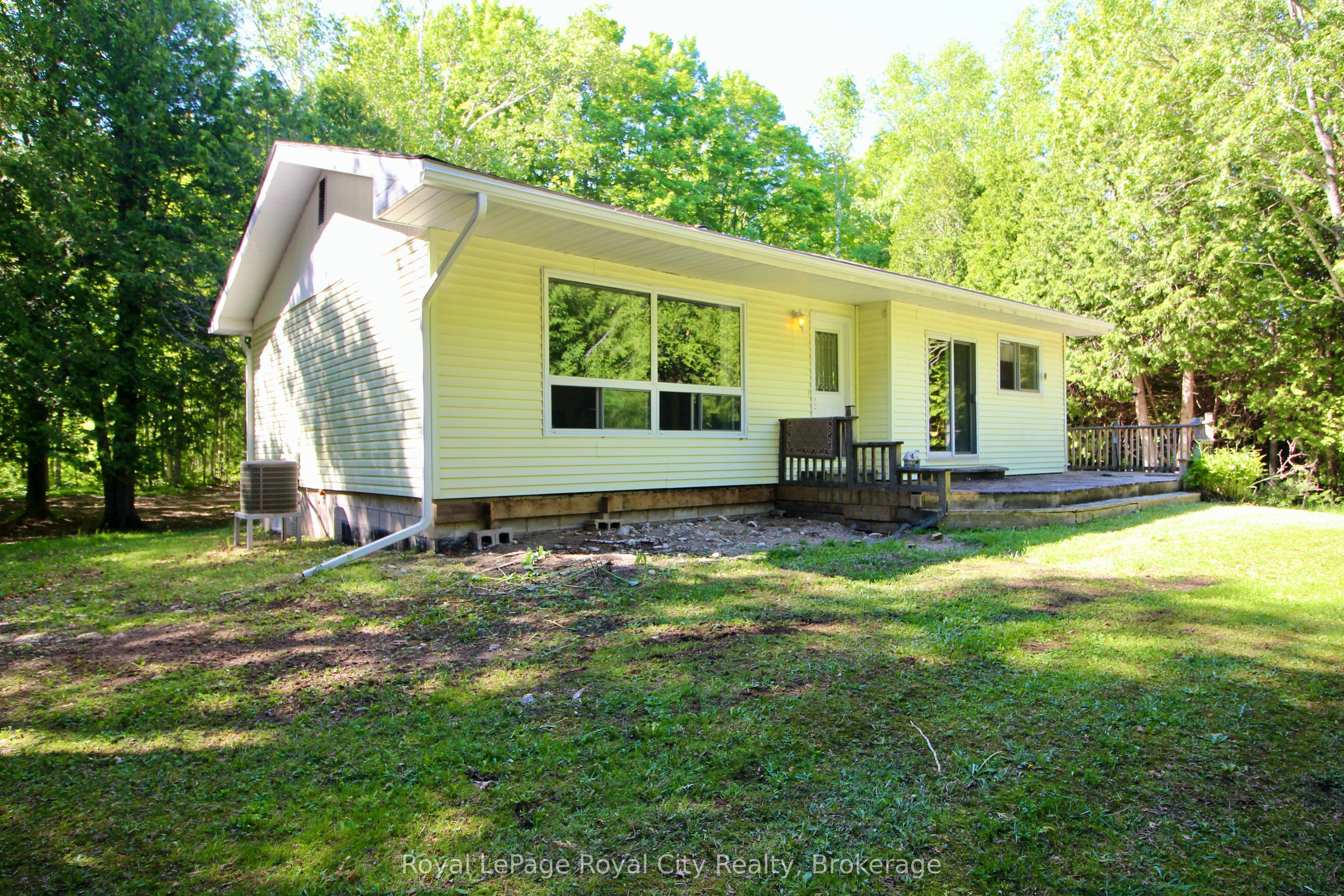 42 Warner Bay Road Property Photo 1