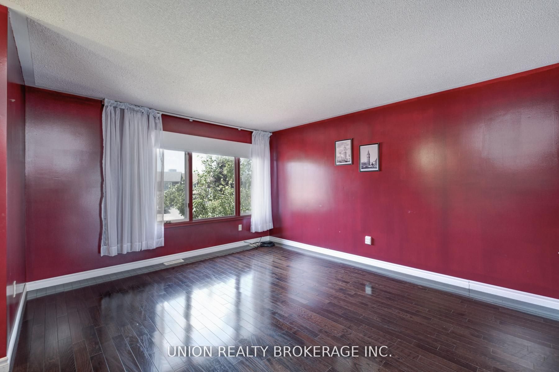 18 Birch Crescent Property Photo 7