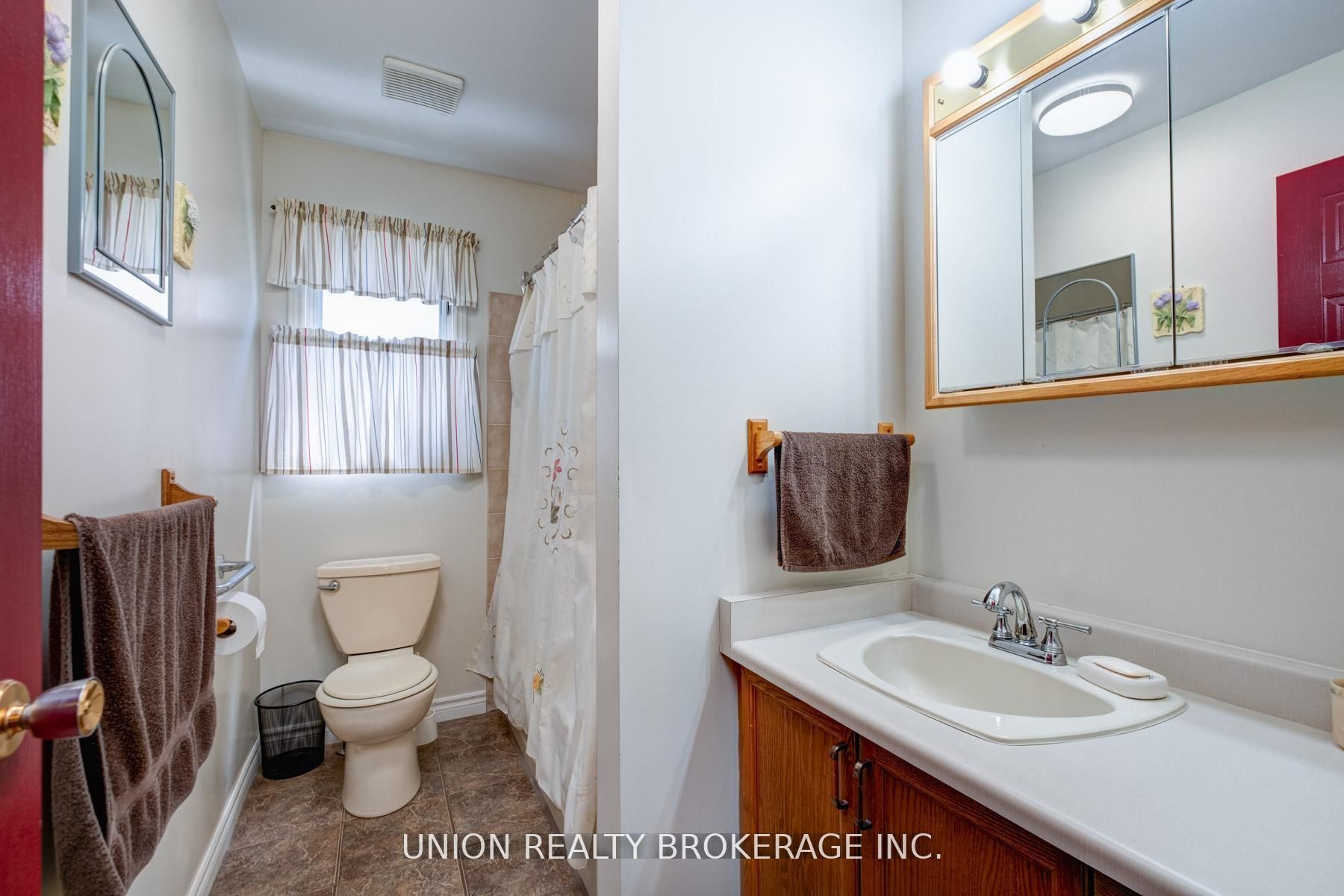18 Birch Crescent Property Photo 17