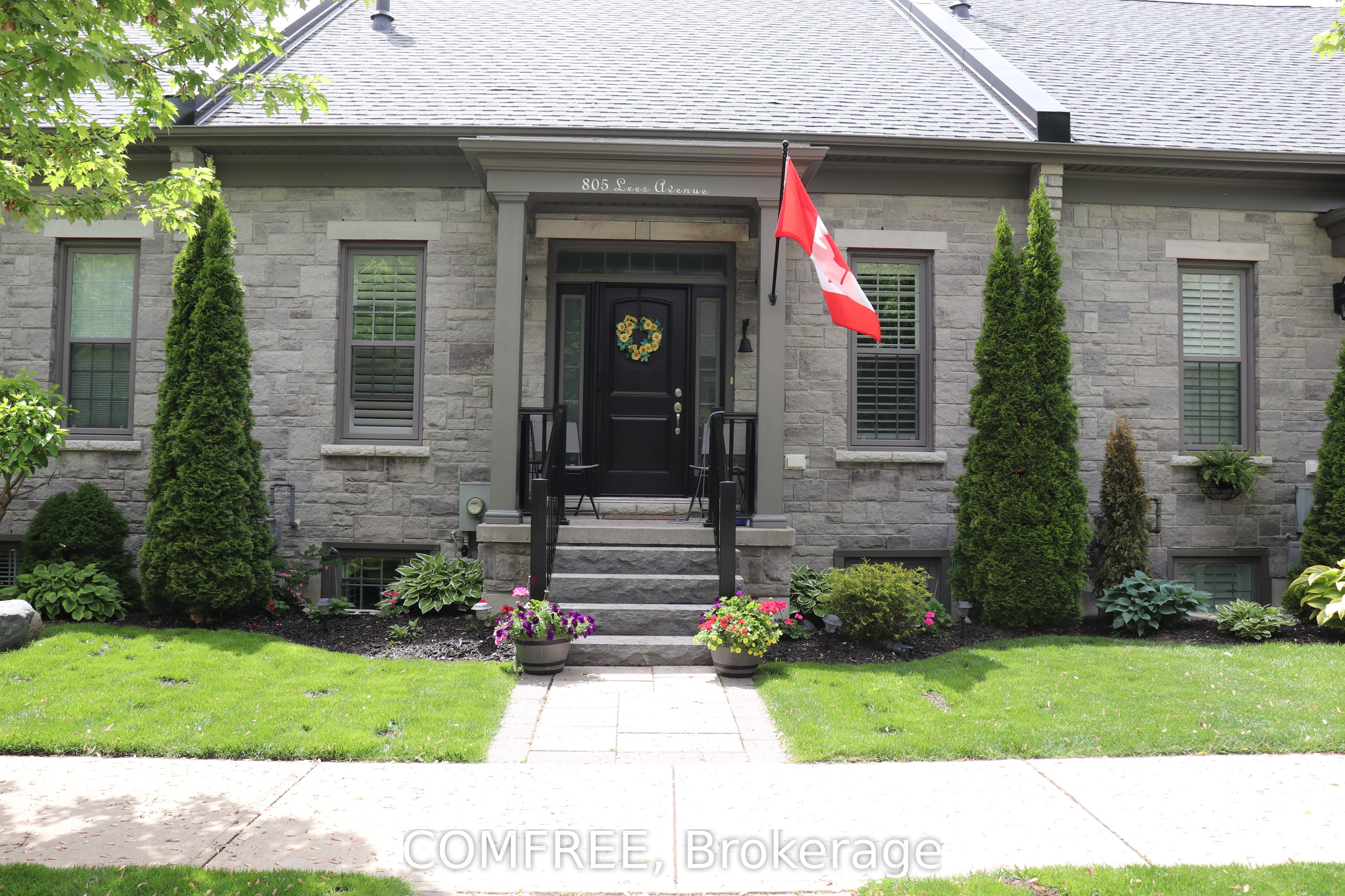 805 Lees Avenue Property Photo 1