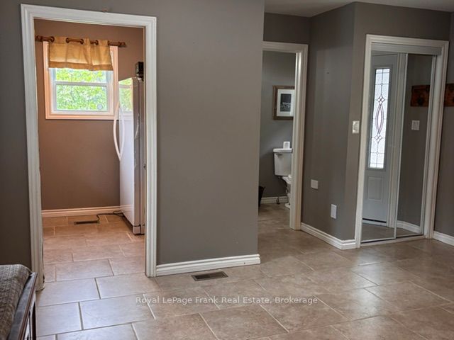 5794 Highway 620 Property Photo 10