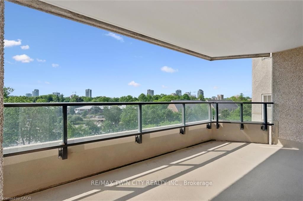 6 Willow Street 602 Property Photo 33