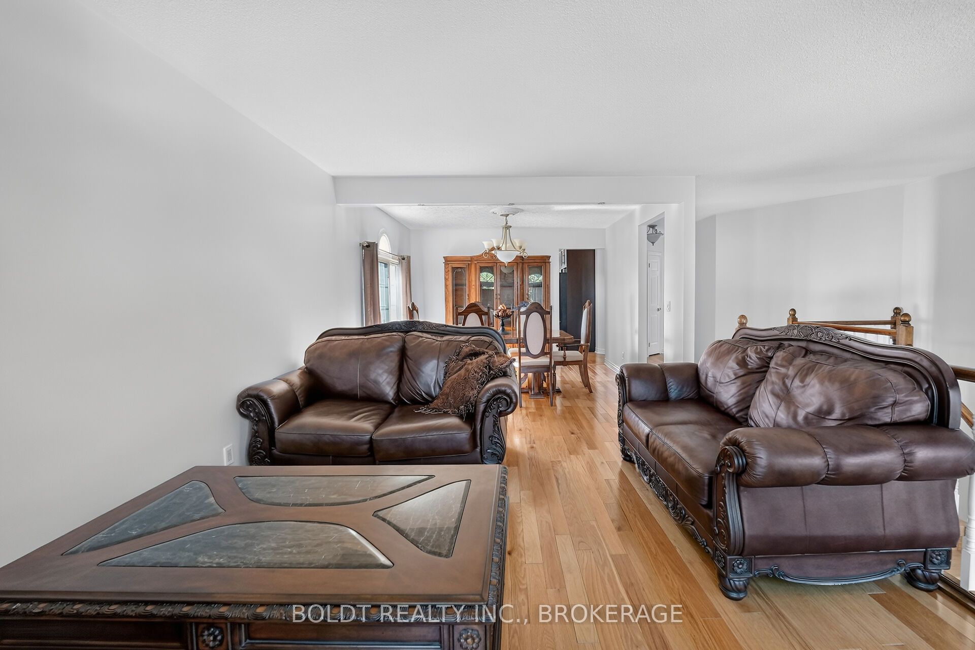 6 Cedar Court Property Photo 14