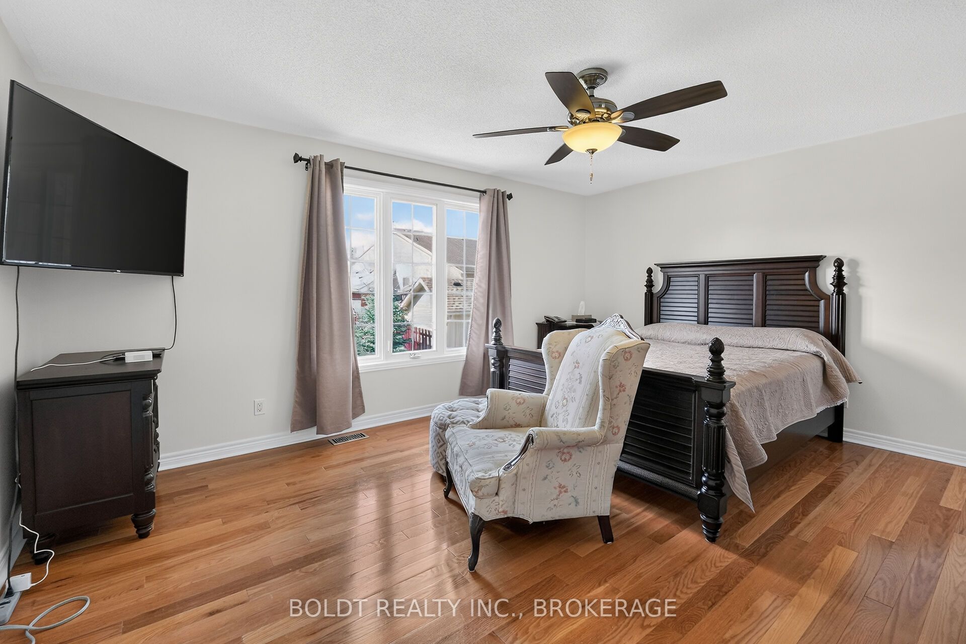 6 Cedar Court Property Photo 20