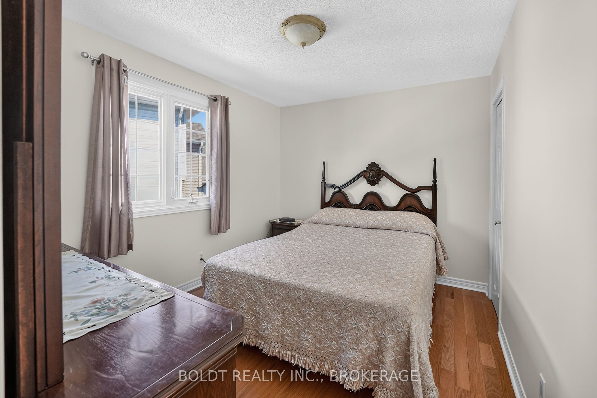 6 Cedar Court Property Photo 24