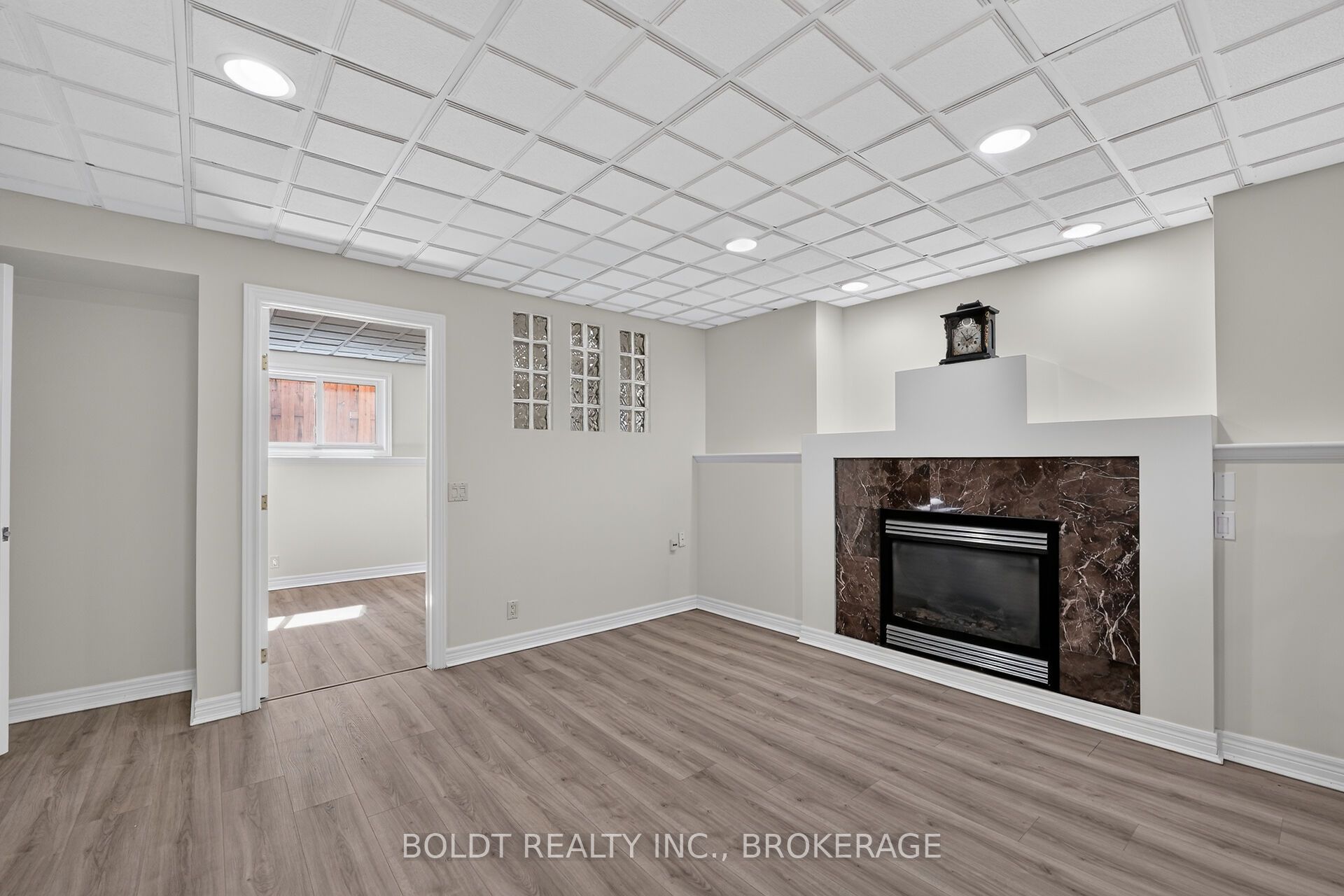 6 Cedar Court Property Photo 32