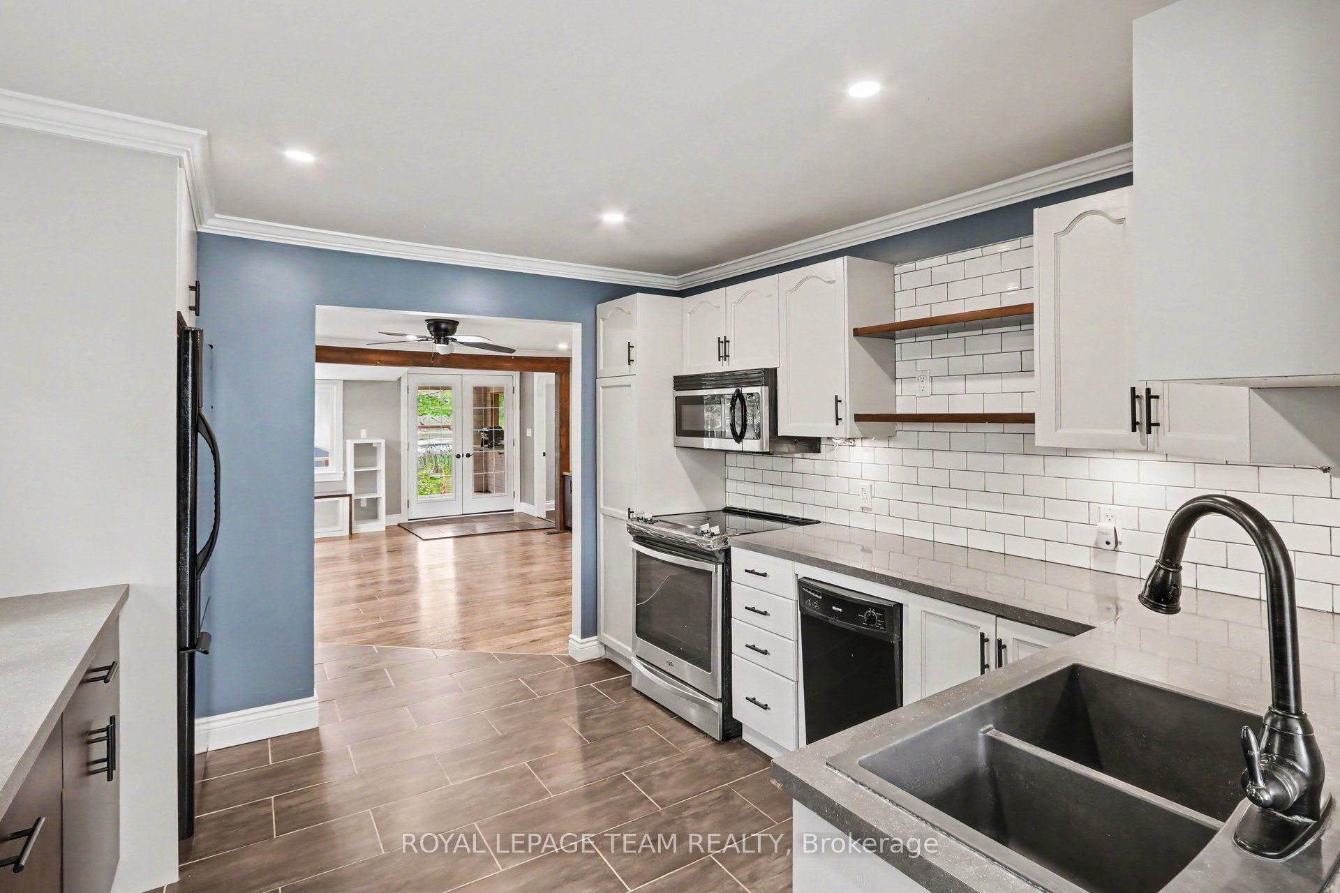 282 Harris Road Property Photo 8