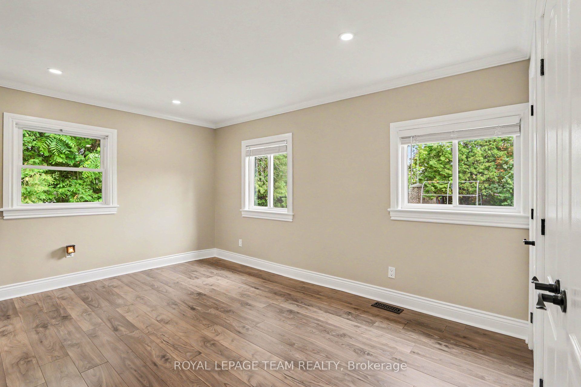 282 Harris Road Property Photo 13