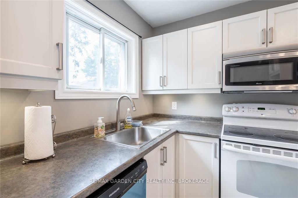 96 Beechwood Avenue Property Photo 17
