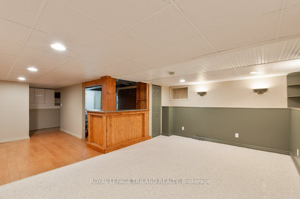 21 Mariam Street Property Photo 28