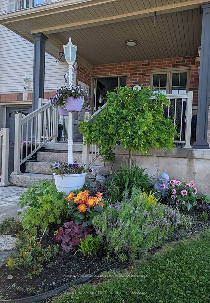 31 Paul Rexe Boulevard E Property Photo 3