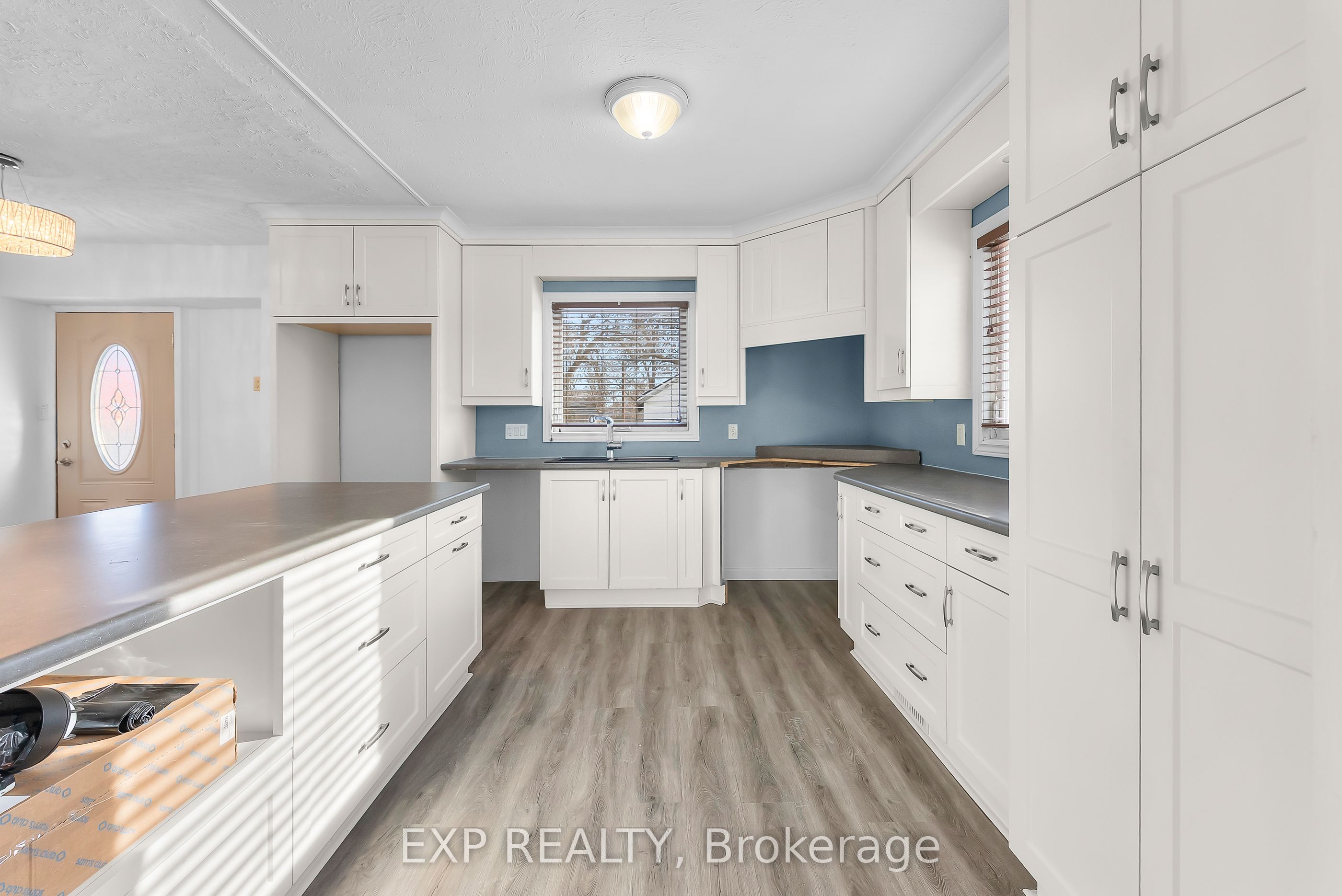 5932 Carlton Avenue Property Photo 10