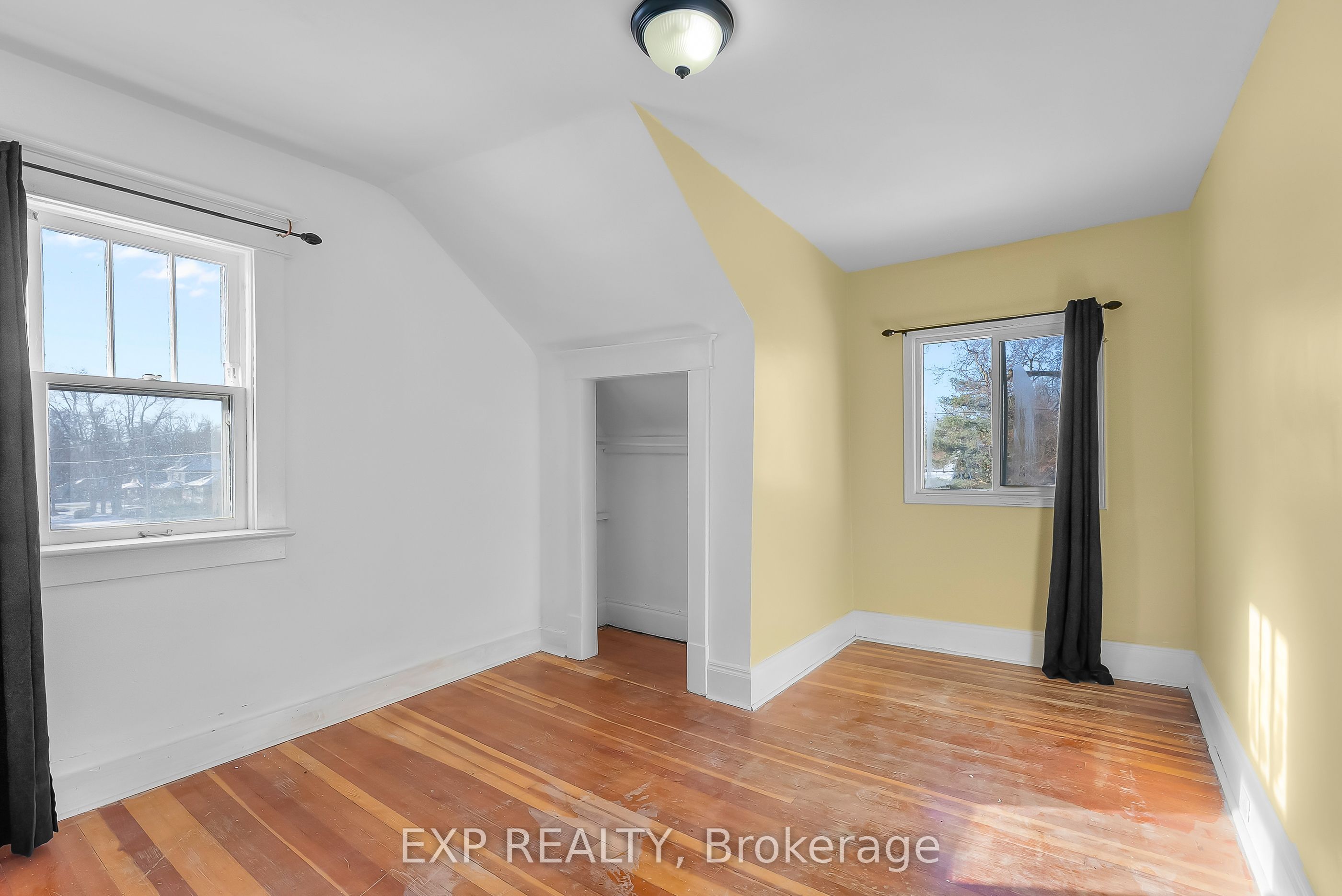 5932 Carlton Avenue Property Photo 13