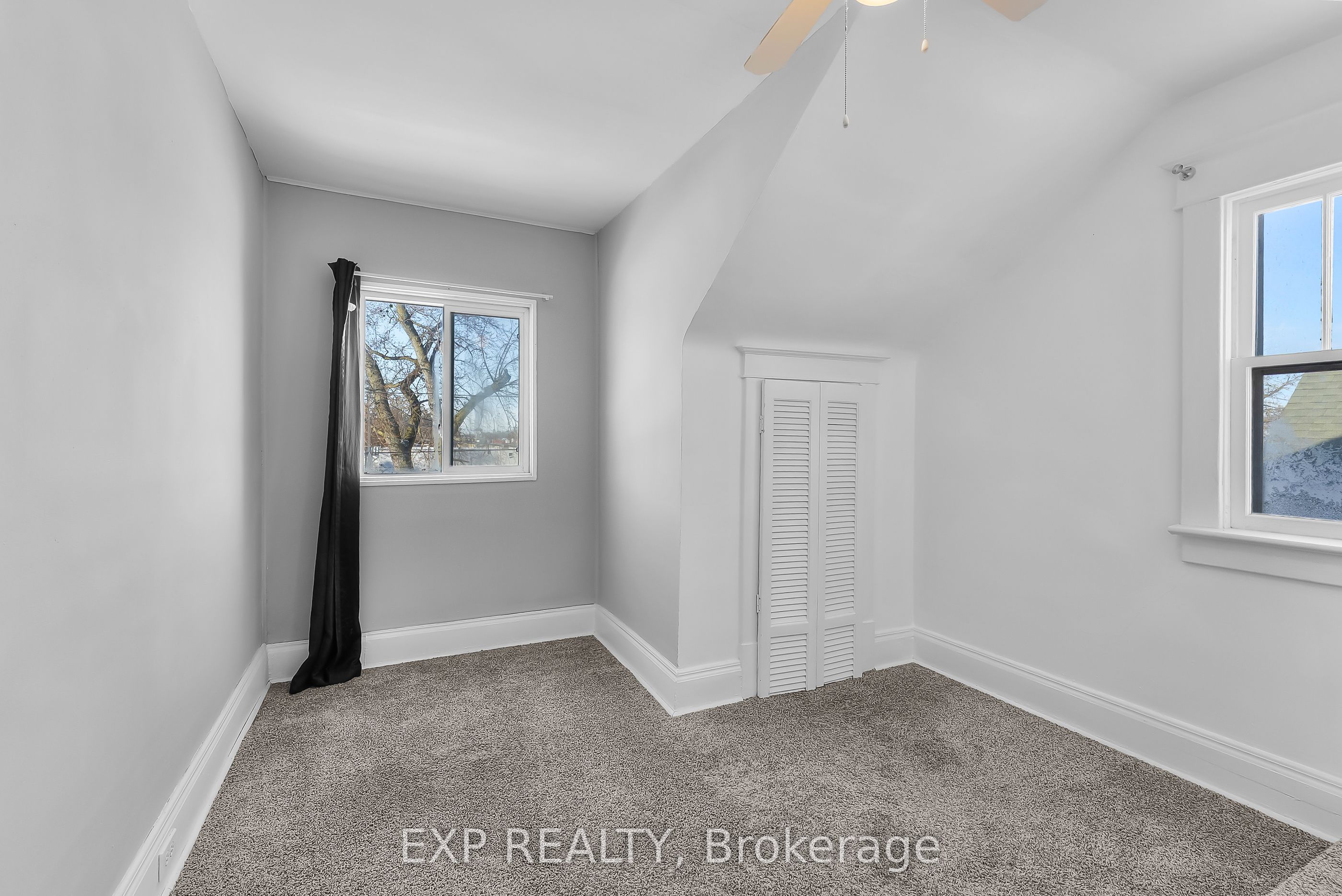 5932 Carlton Avenue Property Photo 14